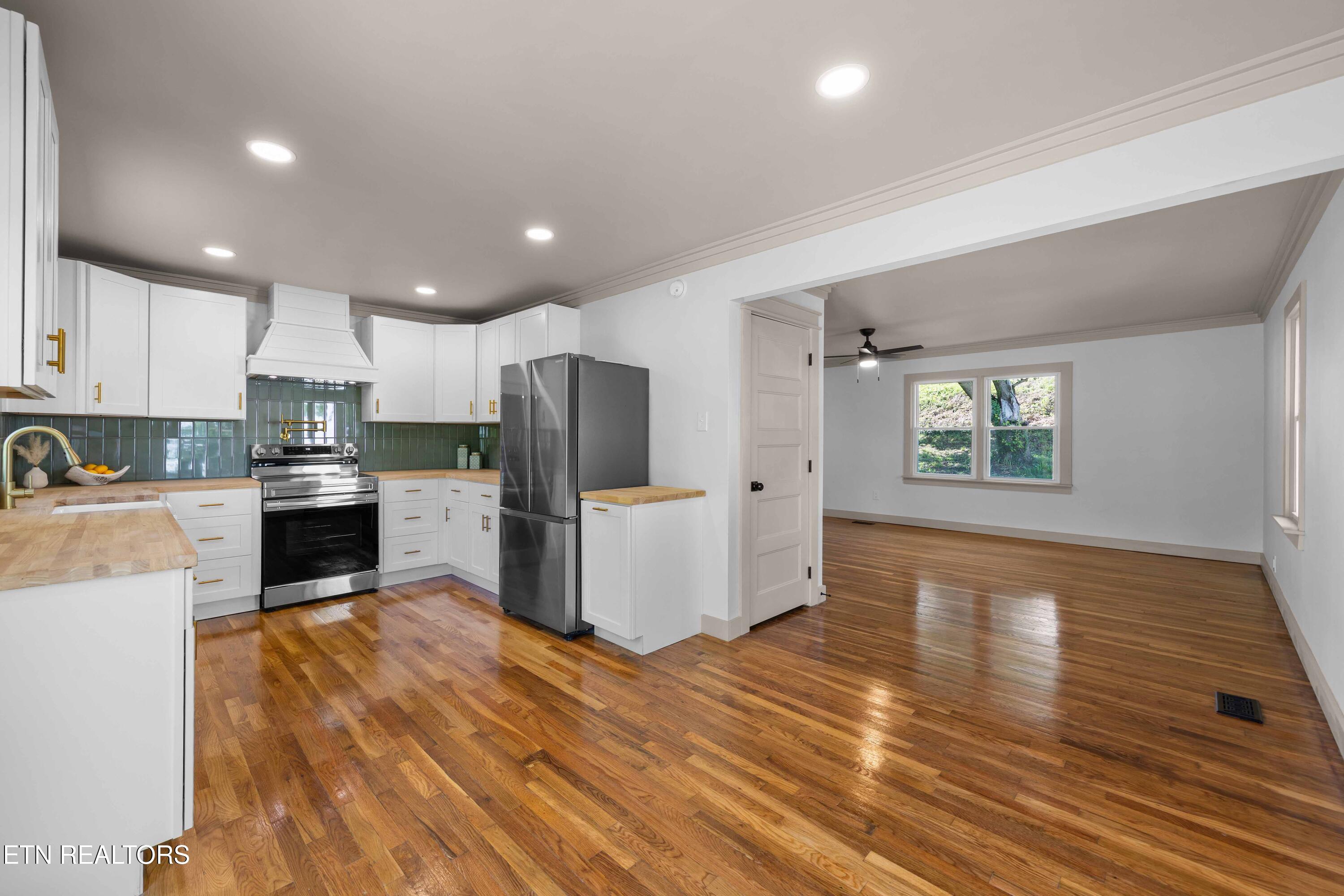 3100 Greenway Drive Knoxville TN 37918