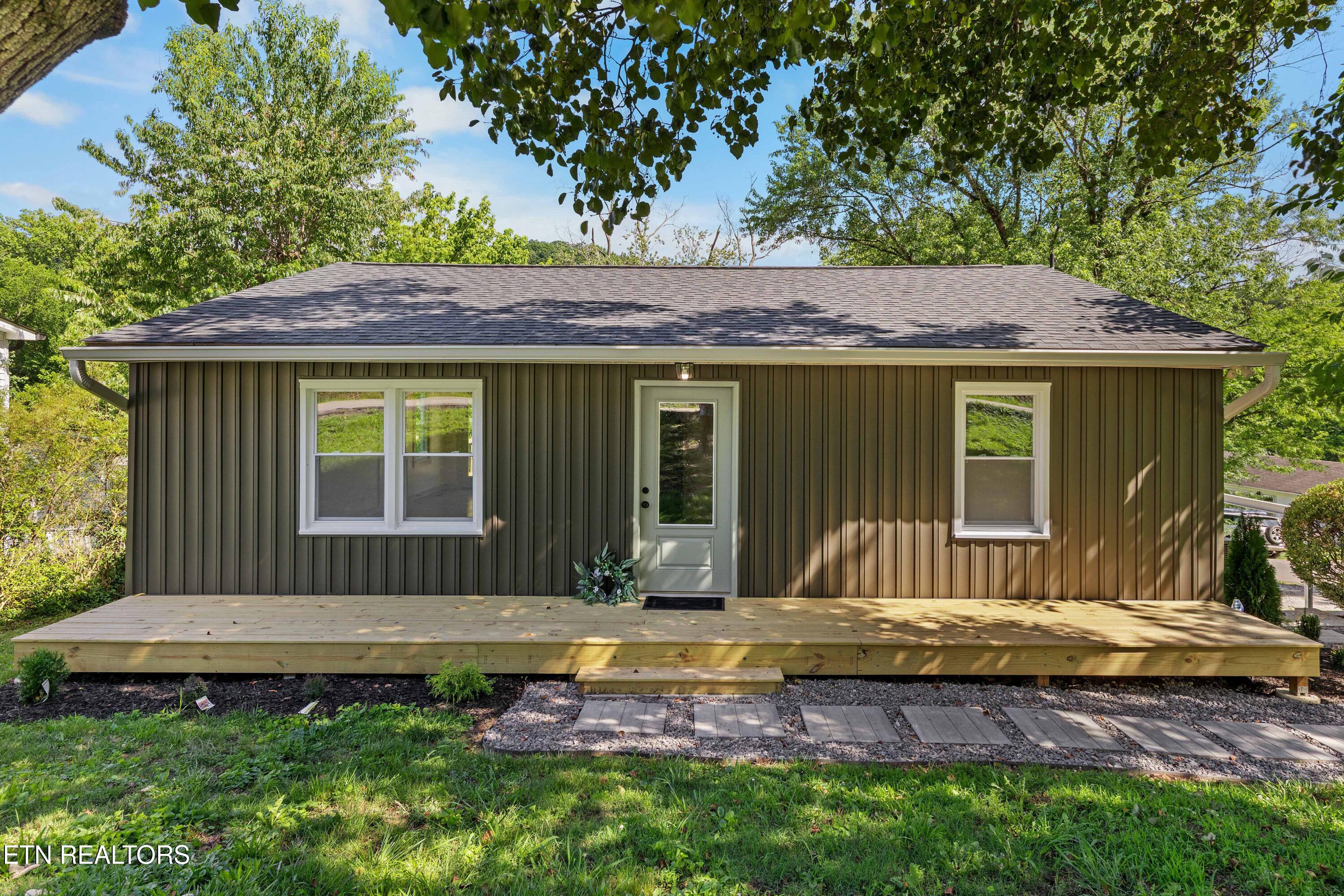 3100 Greenway Drive Knoxville TN 37918
