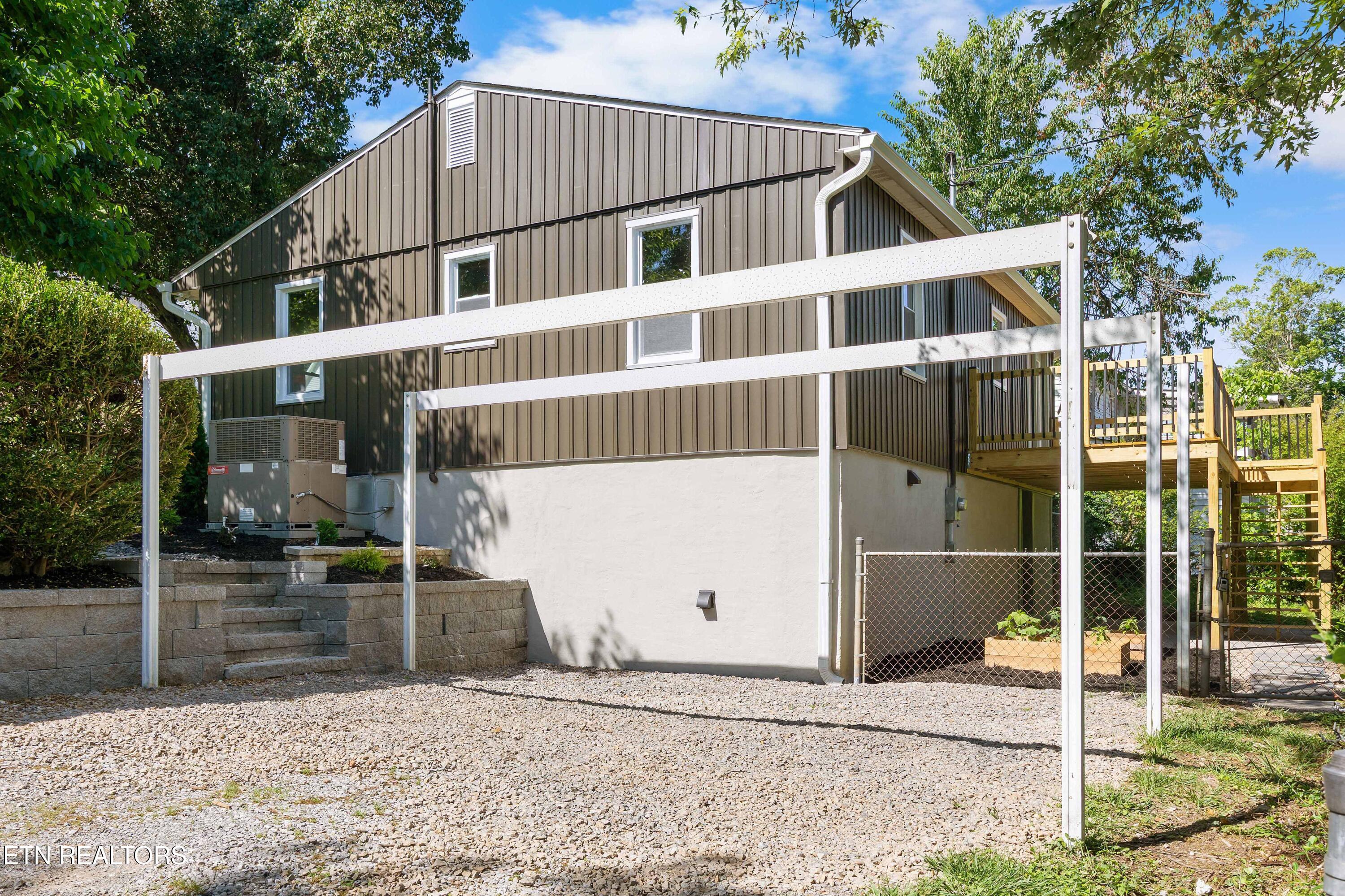 3100 Greenway Drive Knoxville TN 37918