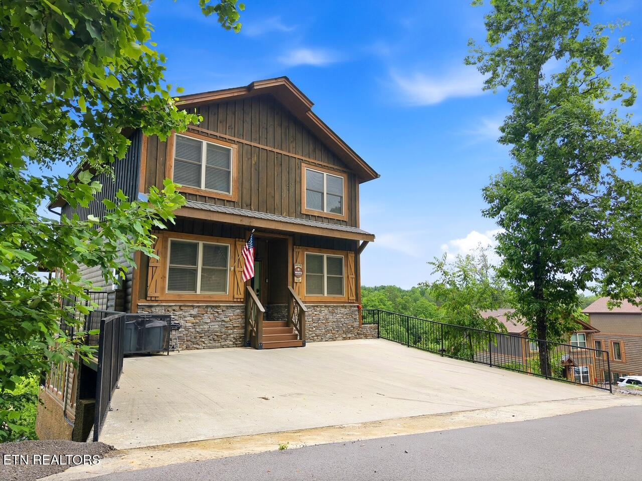 3032 Ridgetop Resort Way Pigeon Forge TN 37863