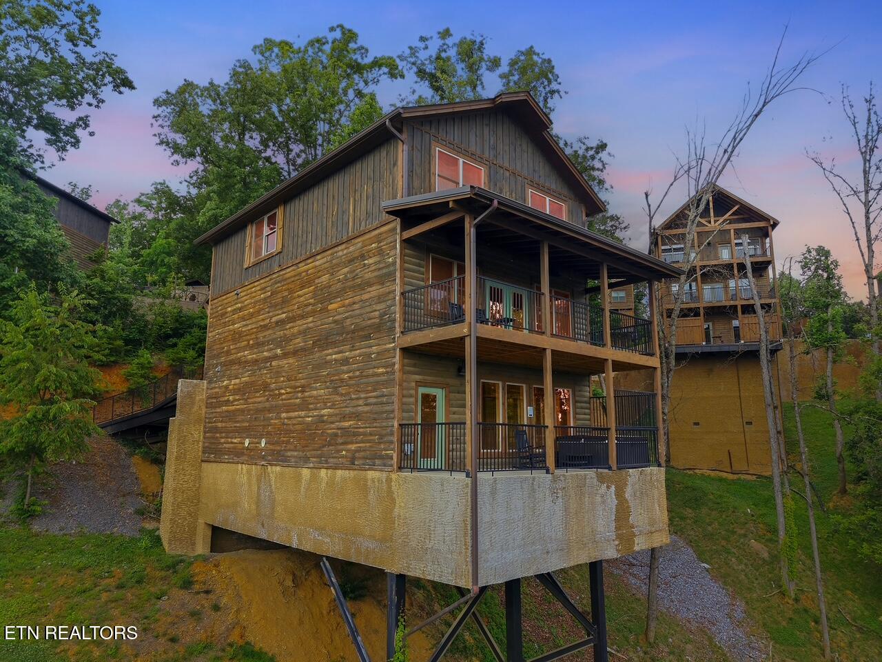 3032 Ridgetop Resort Way Pigeon Forge TN 37863