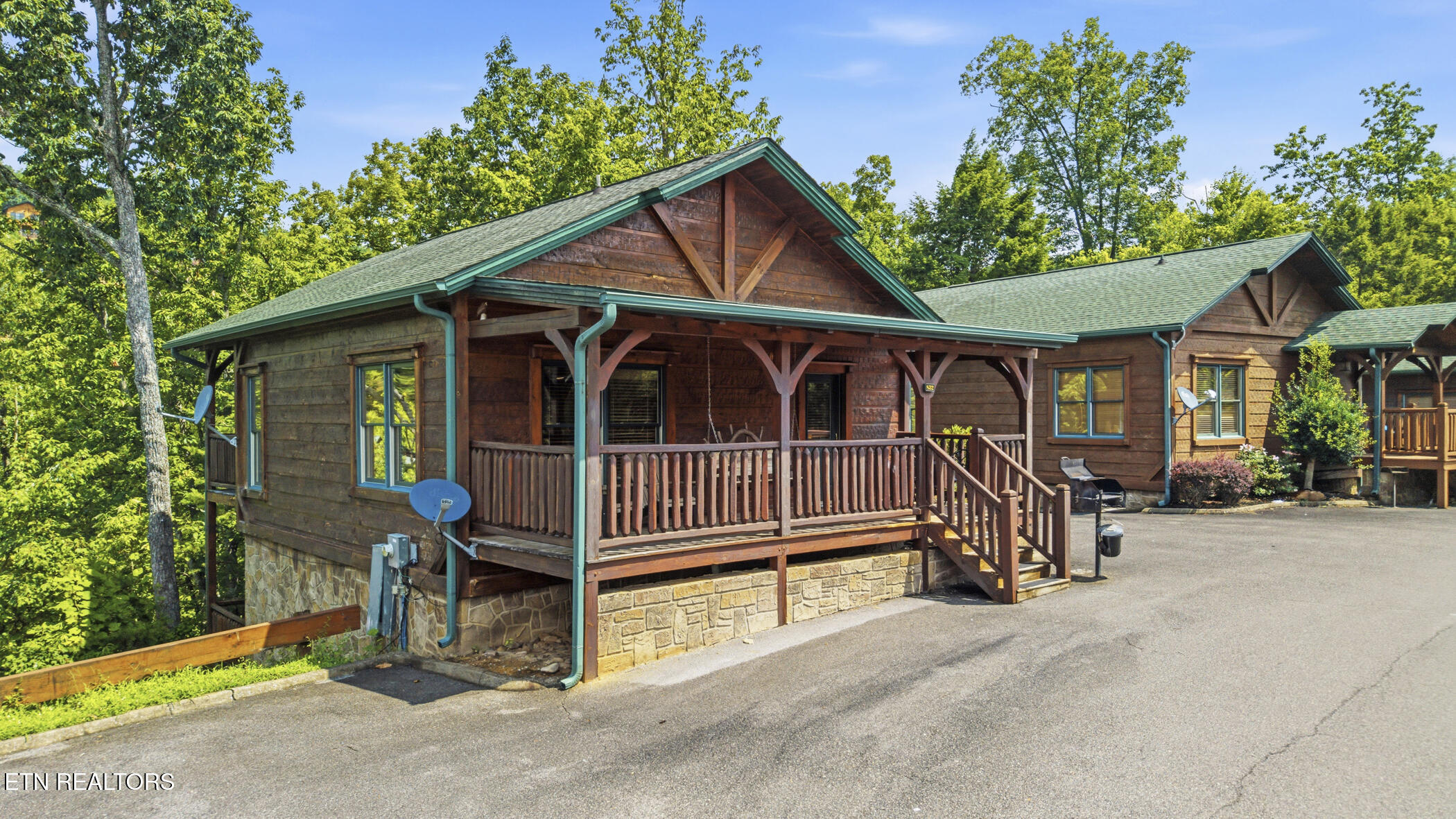 832 Great Smoky Way Gatlinburg TN 37738