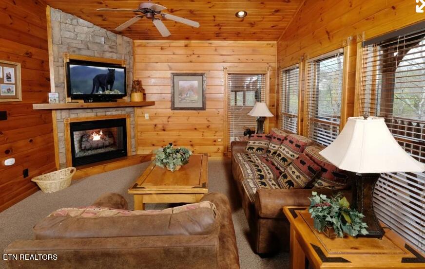 832 Great Smoky Way Gatlinburg TN 37738