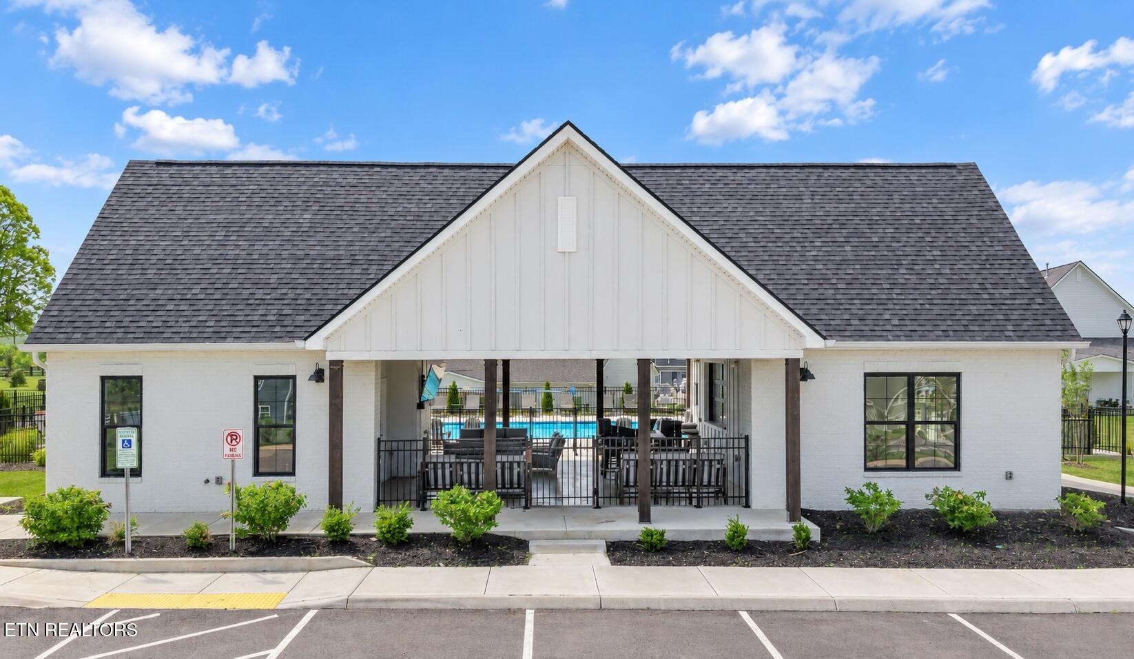 1621 Spring Berry Lane Knoxville TN 37924