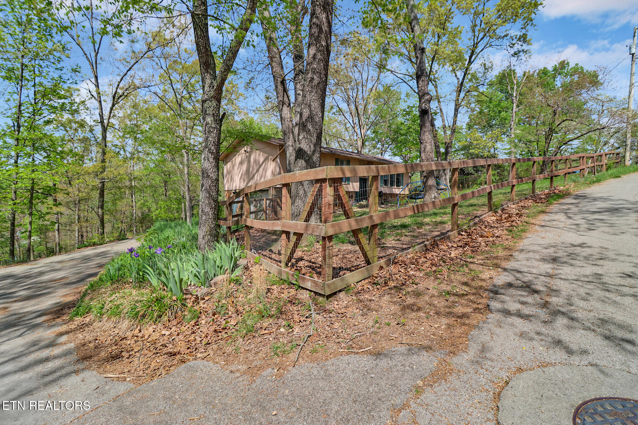 703 Crestview Drive Rockwood TN 37854