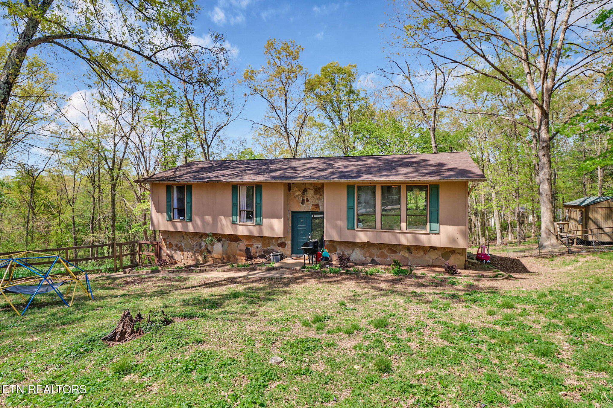 703 Crestview Drive Rockwood TN 37854