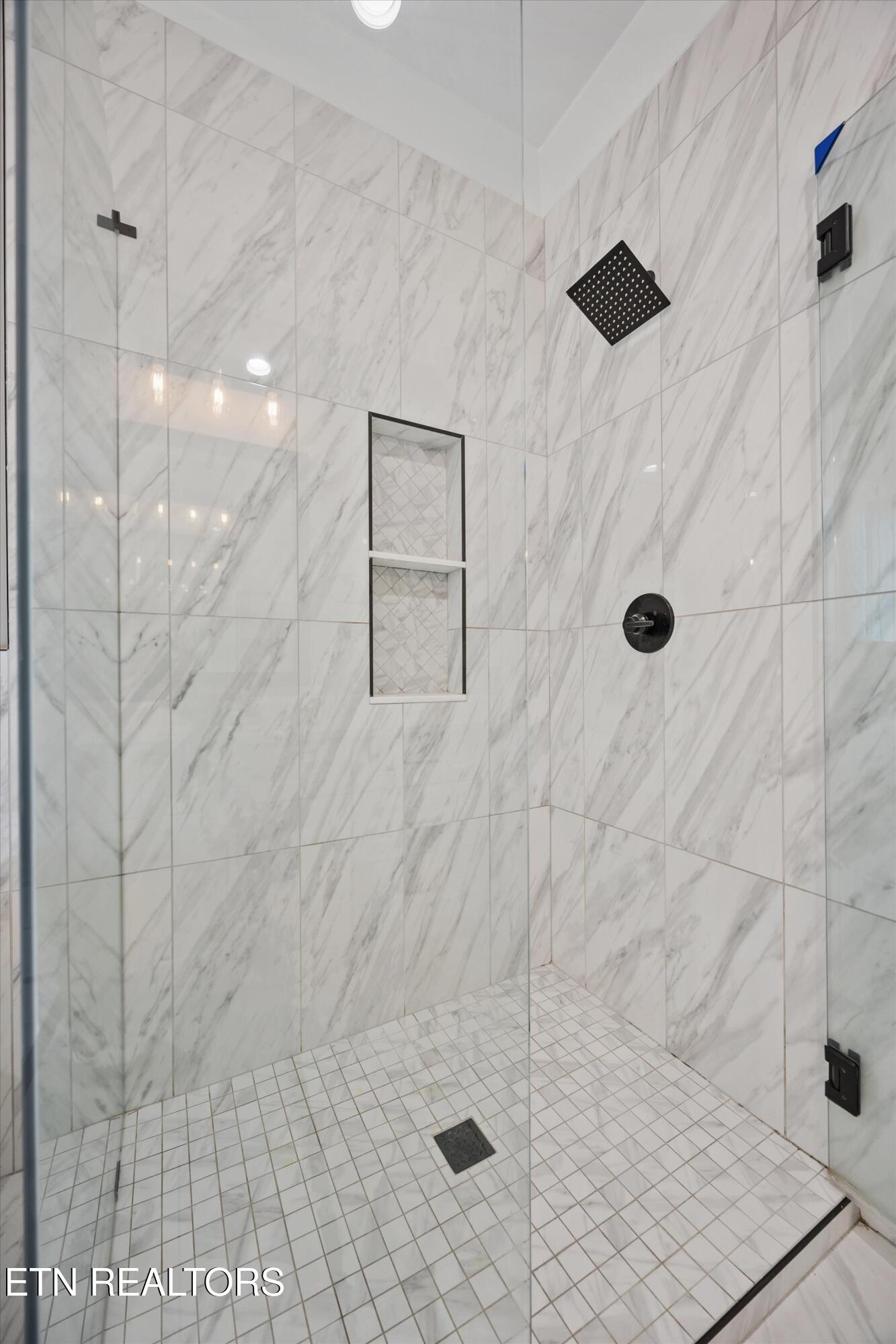 364 Mingo Way Loudon TN 37774