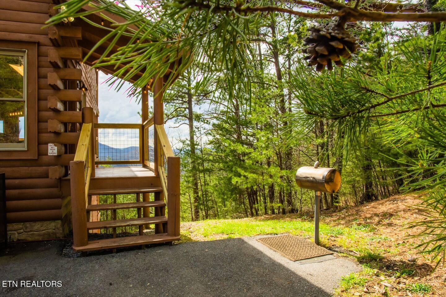 4529 Stackstone Road Sevierville TN 37862