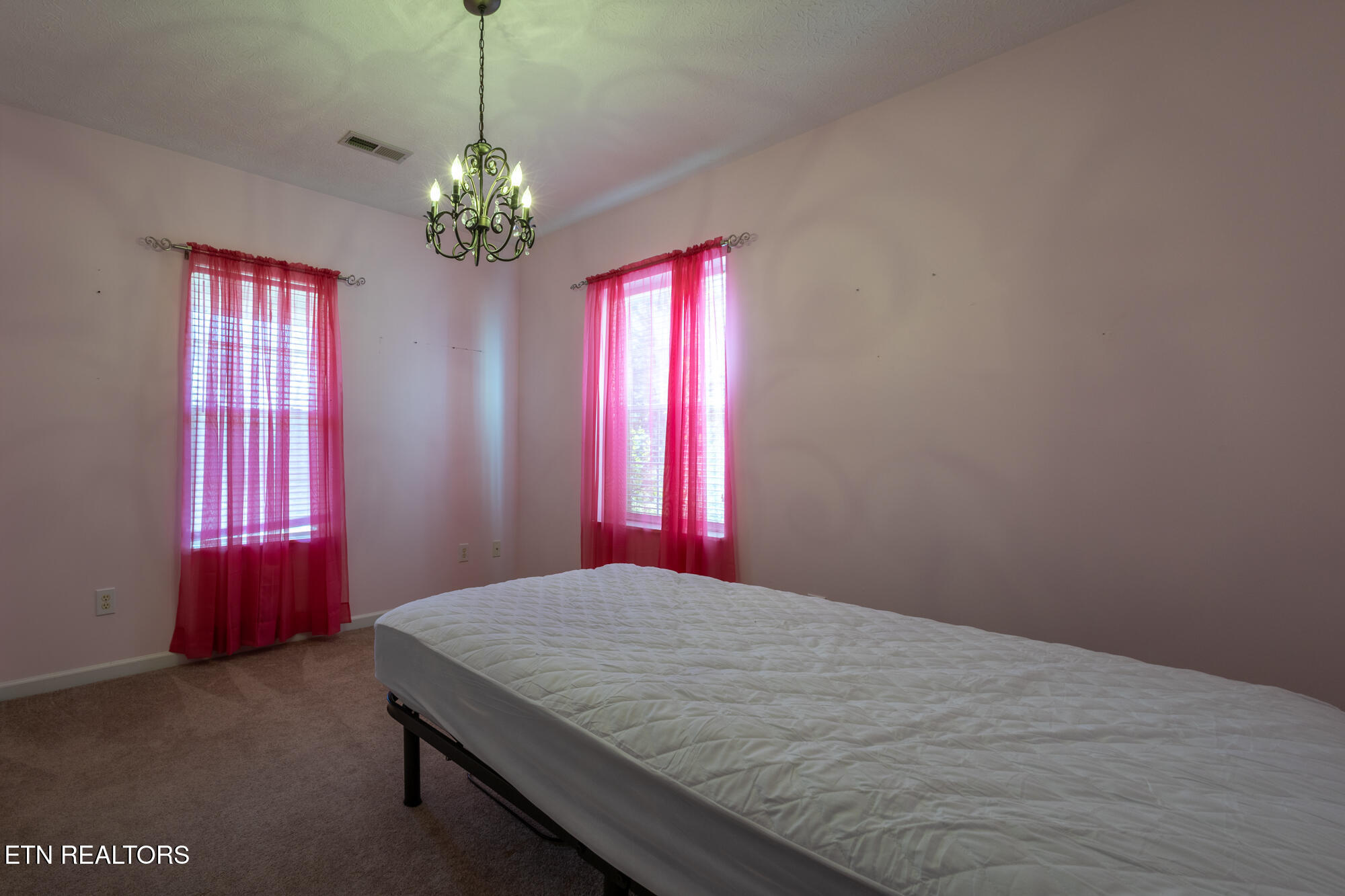 582 Mountain Drive Gatlinburg TN 37738