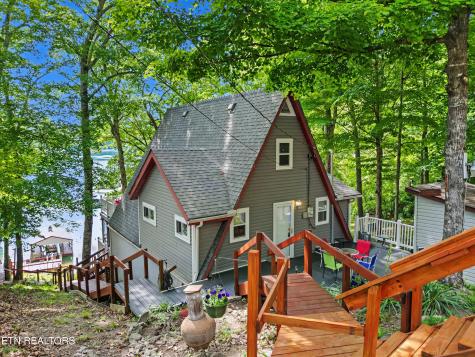 949 Flat Hollow Marina Road Speedwell TN 37870