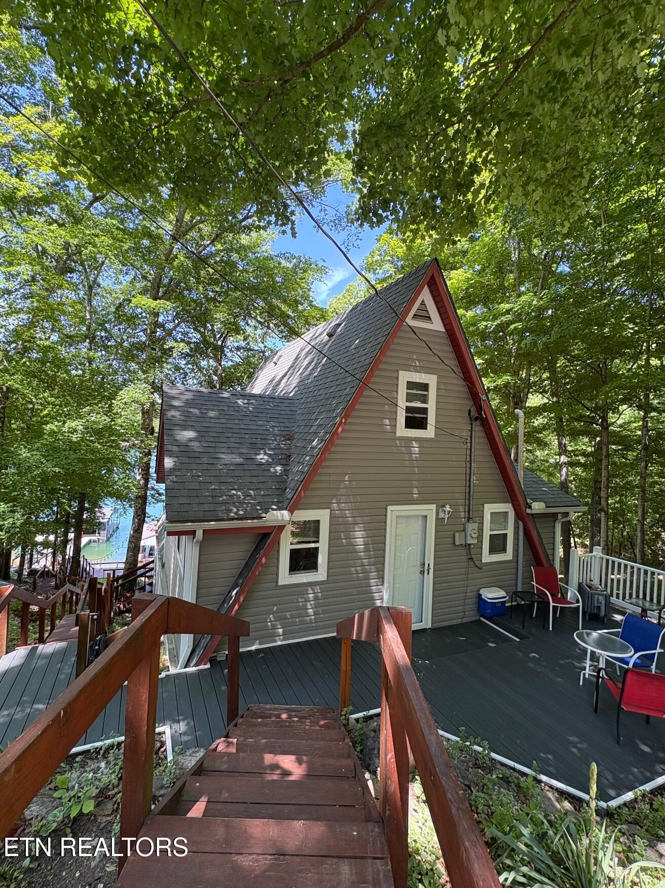 949 Flat Hollow Marina Road Speedwell TN 37870