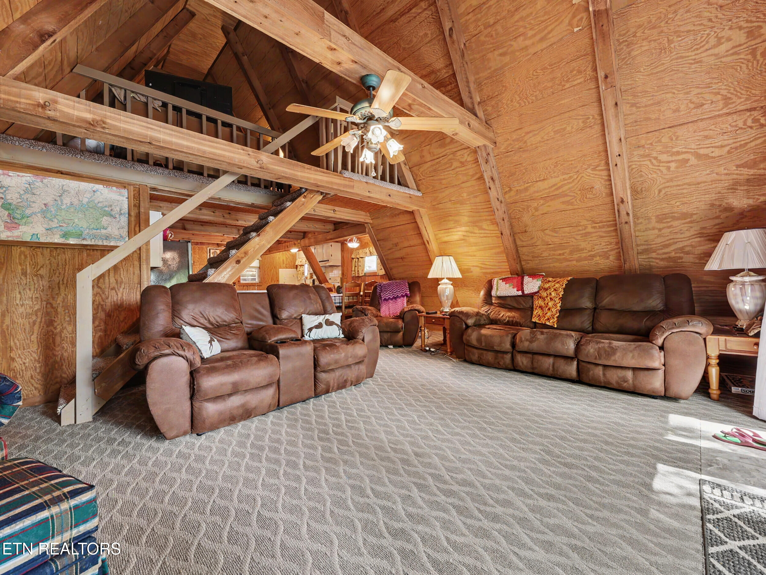 949 Flat Hollow Marina Road Speedwell TN 37870