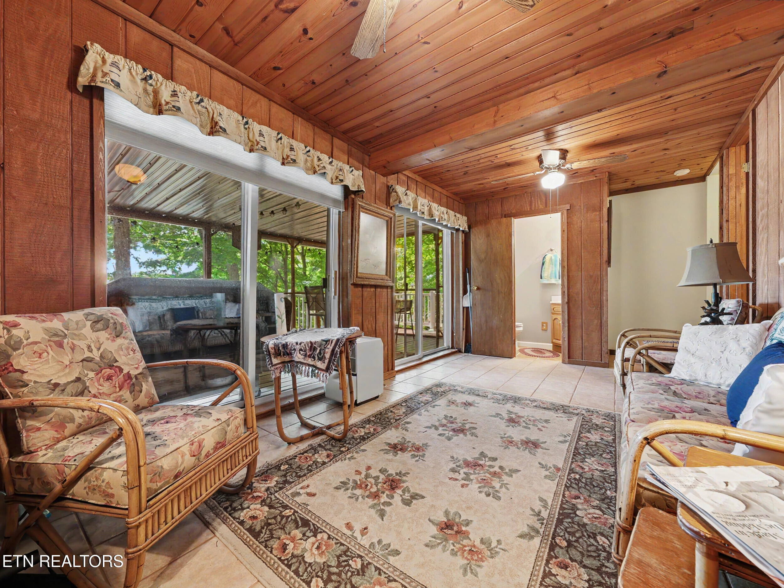 949 Flat Hollow Marina Road Speedwell TN 37870
