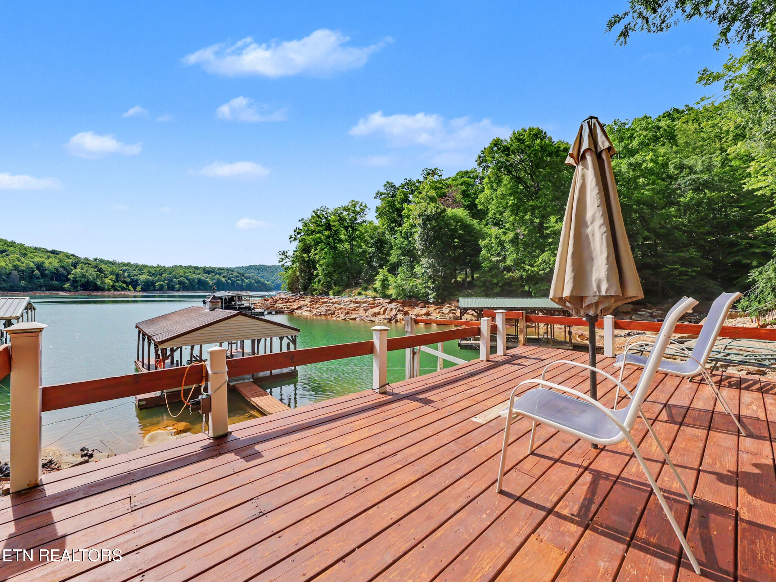 949 Flat Hollow Marina Road Speedwell TN 37870