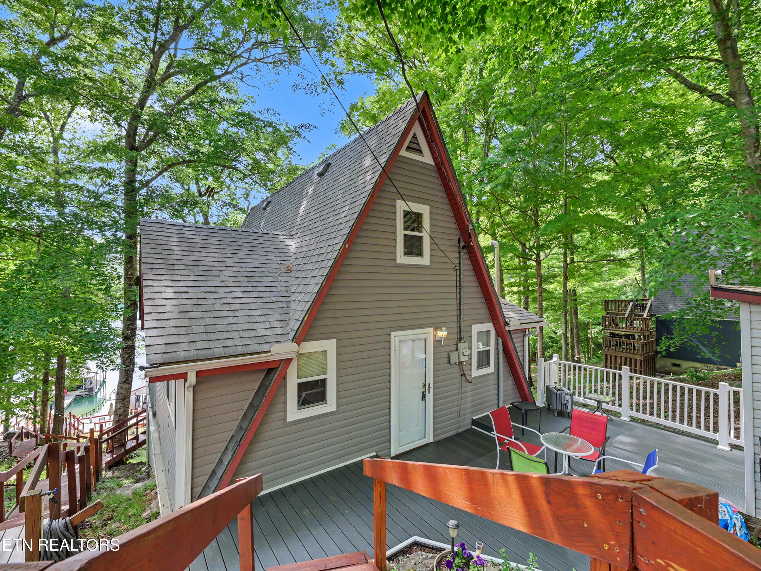 949 Flat Hollow Marina Road Speedwell TN 37870