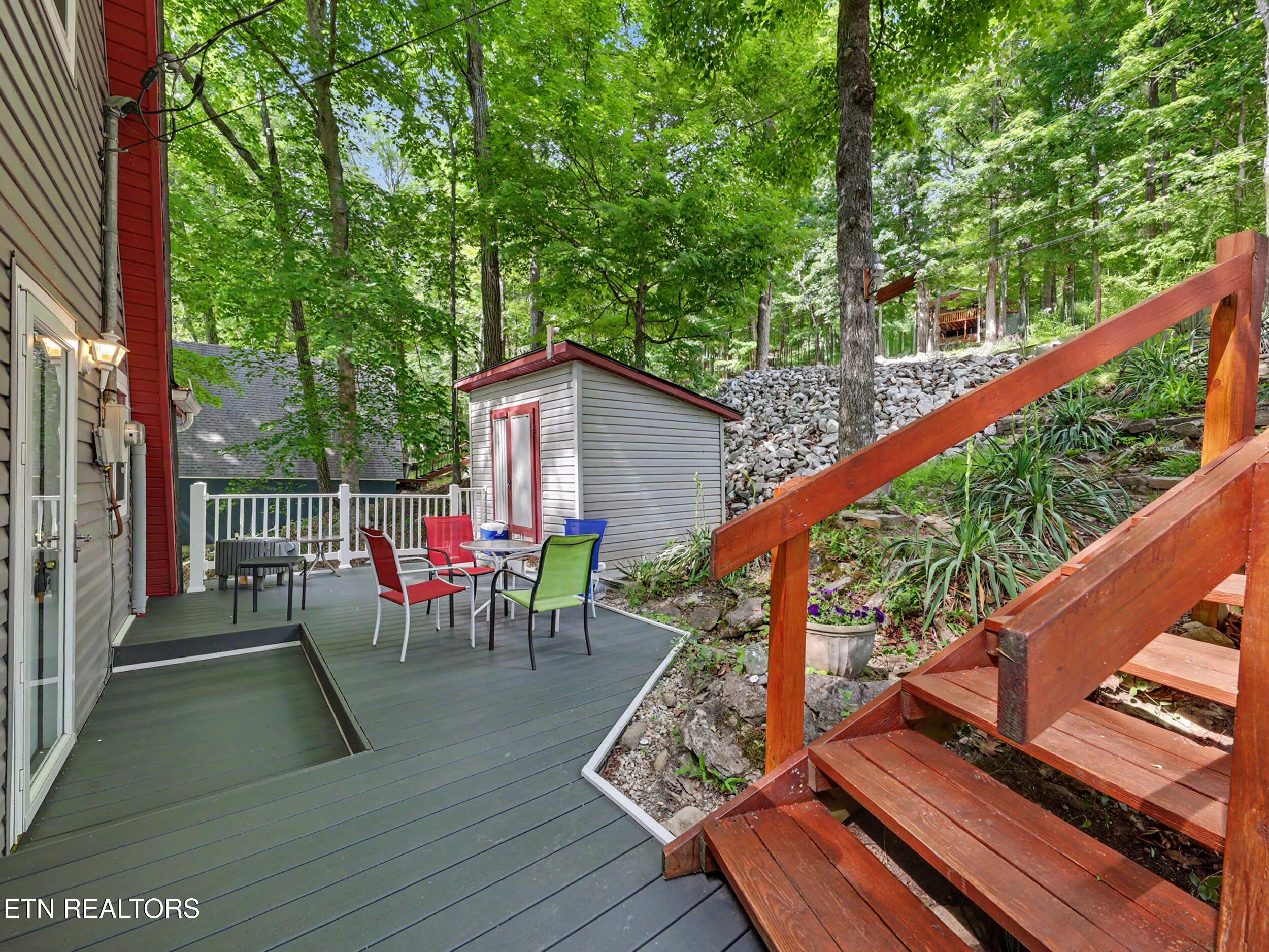 949 Flat Hollow Marina Road Speedwell TN 37870