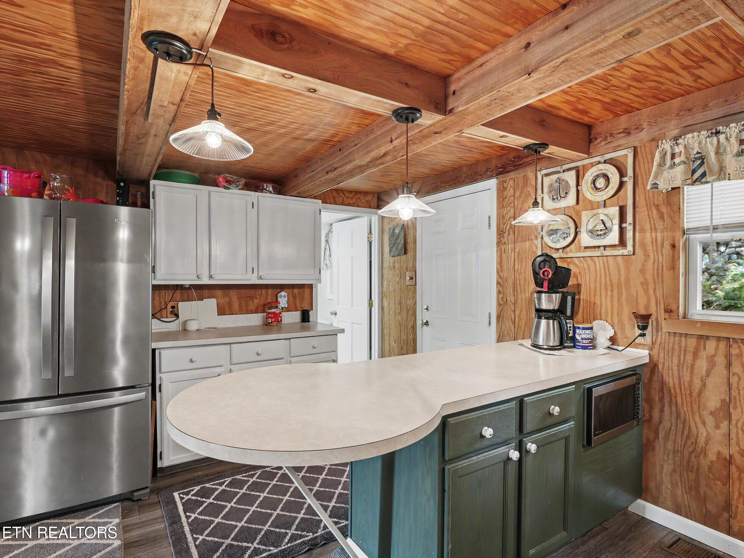949 Flat Hollow Marina Road Speedwell TN 37870