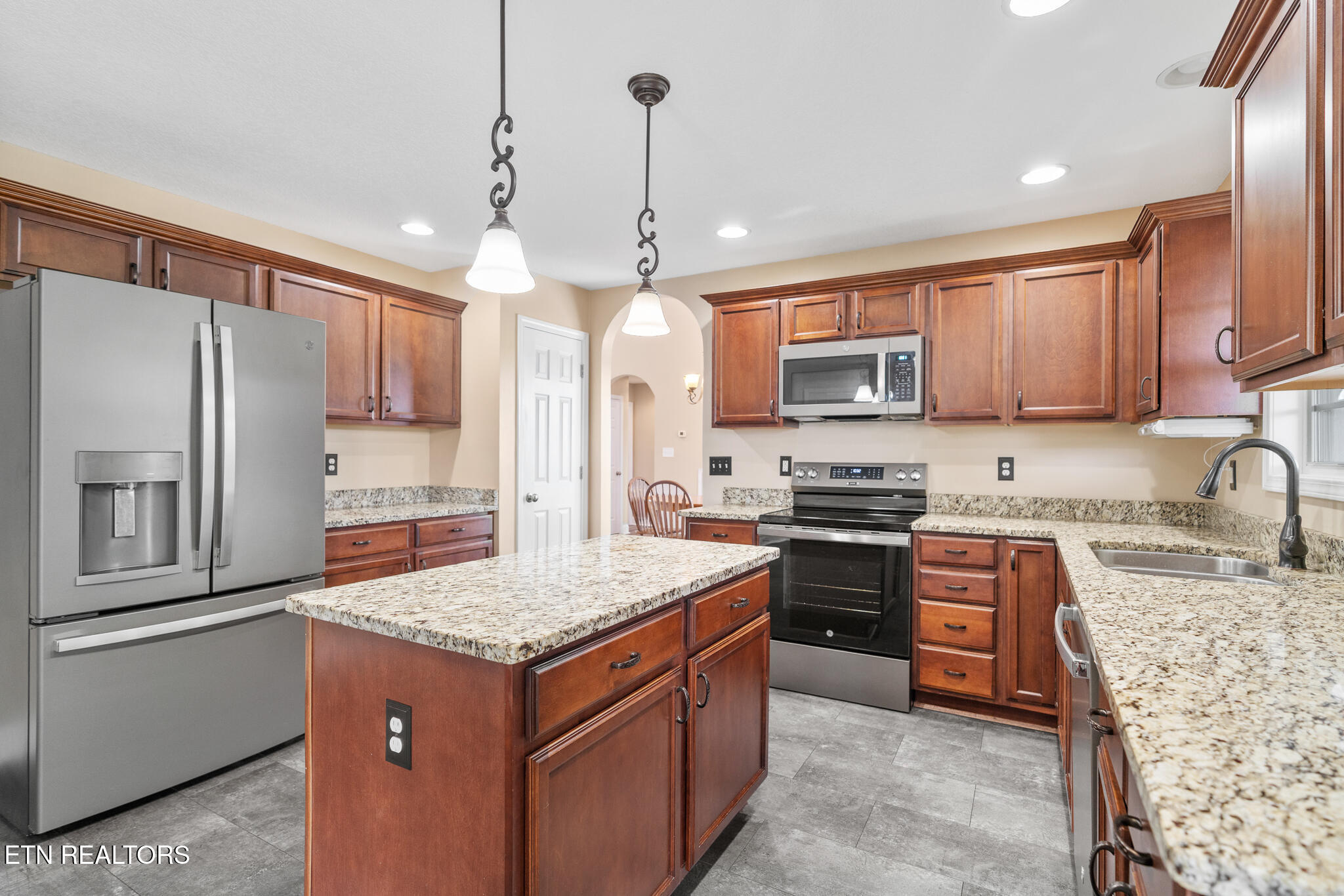 237 Ridgefield Drive Maryville TN 37804