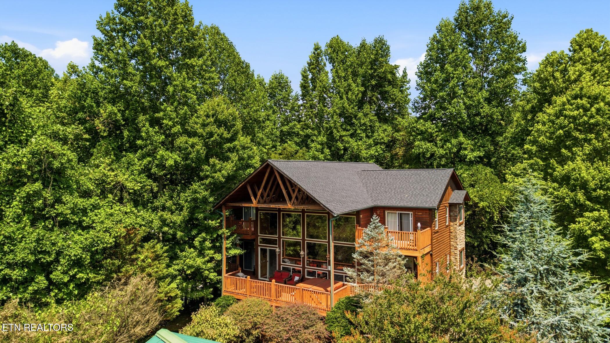 1716 Smoky Hills Drive Gatlinburg TN 37738
