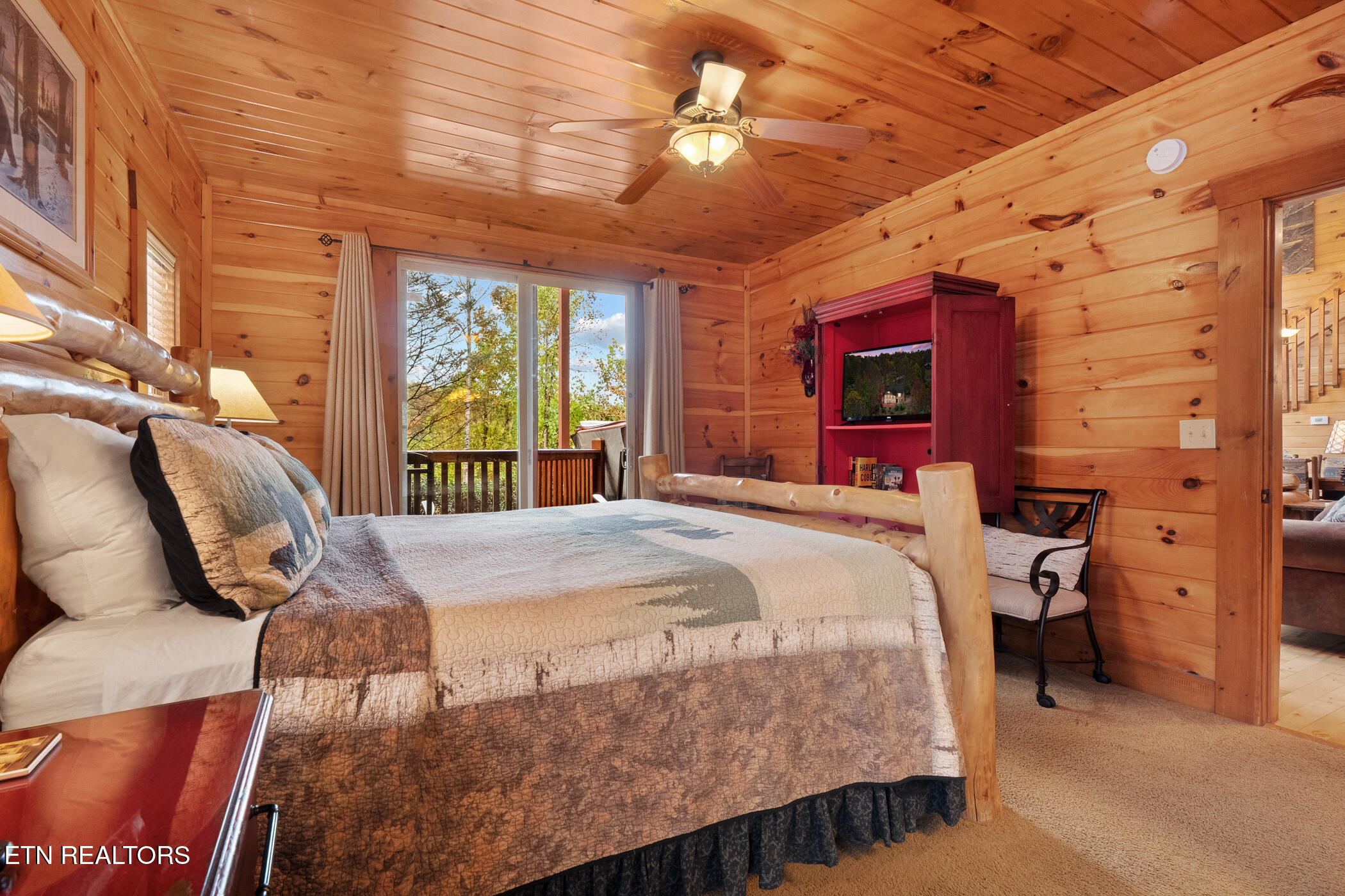 1716 Smoky Hills Drive Gatlinburg TN 37738