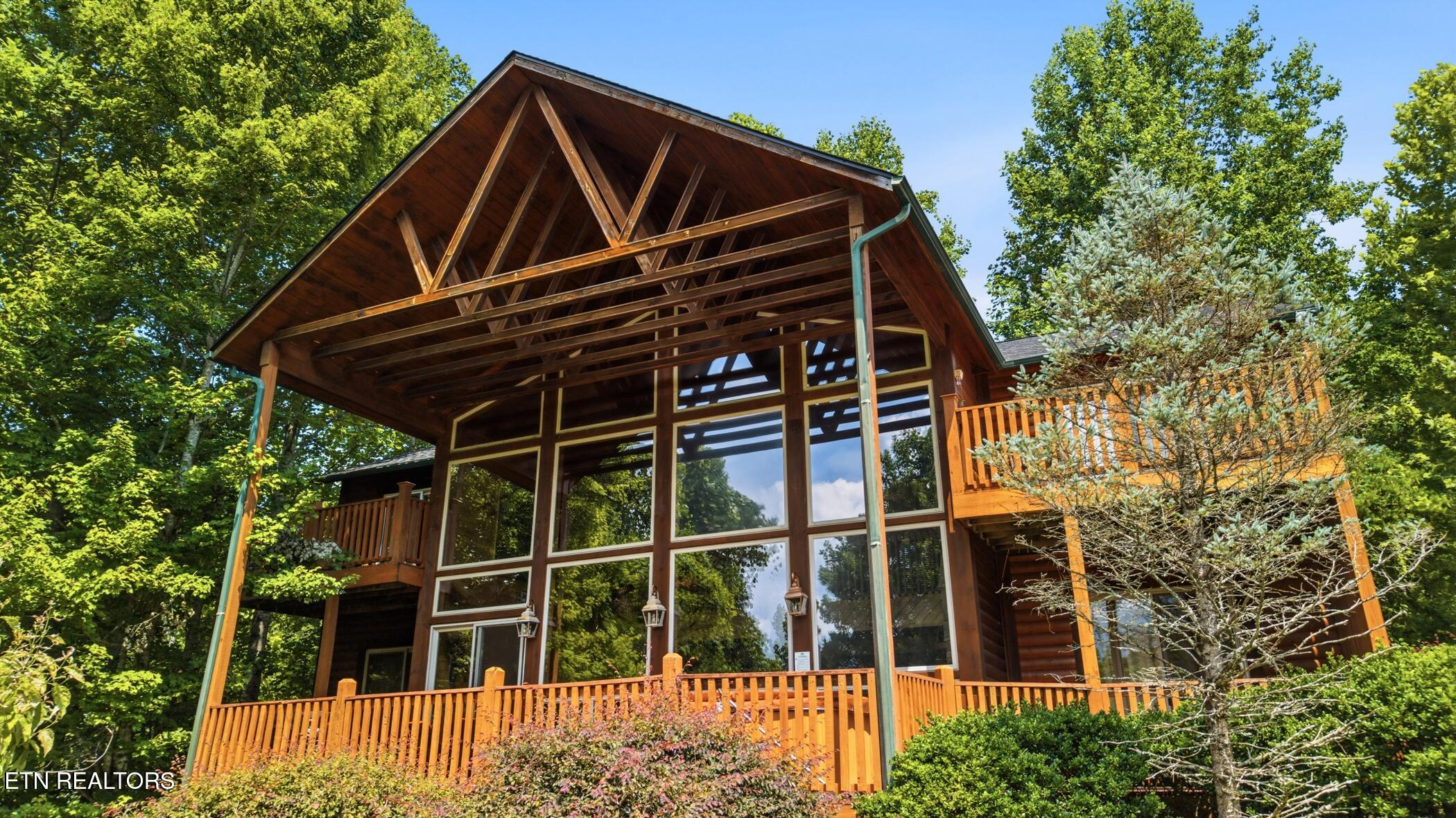 1716 Smoky Hills Drive Gatlinburg TN 37738