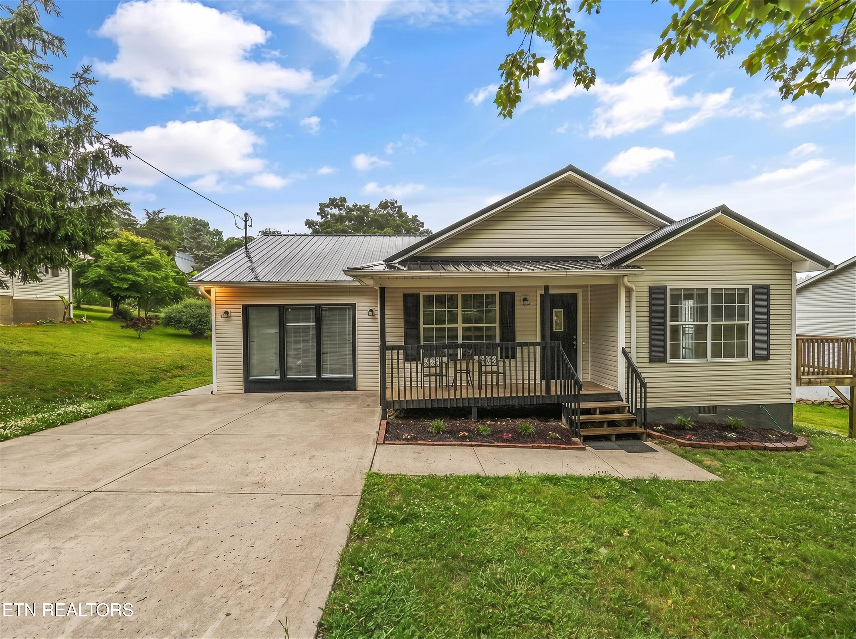 8002 Hill Road Knoxville TN 37938