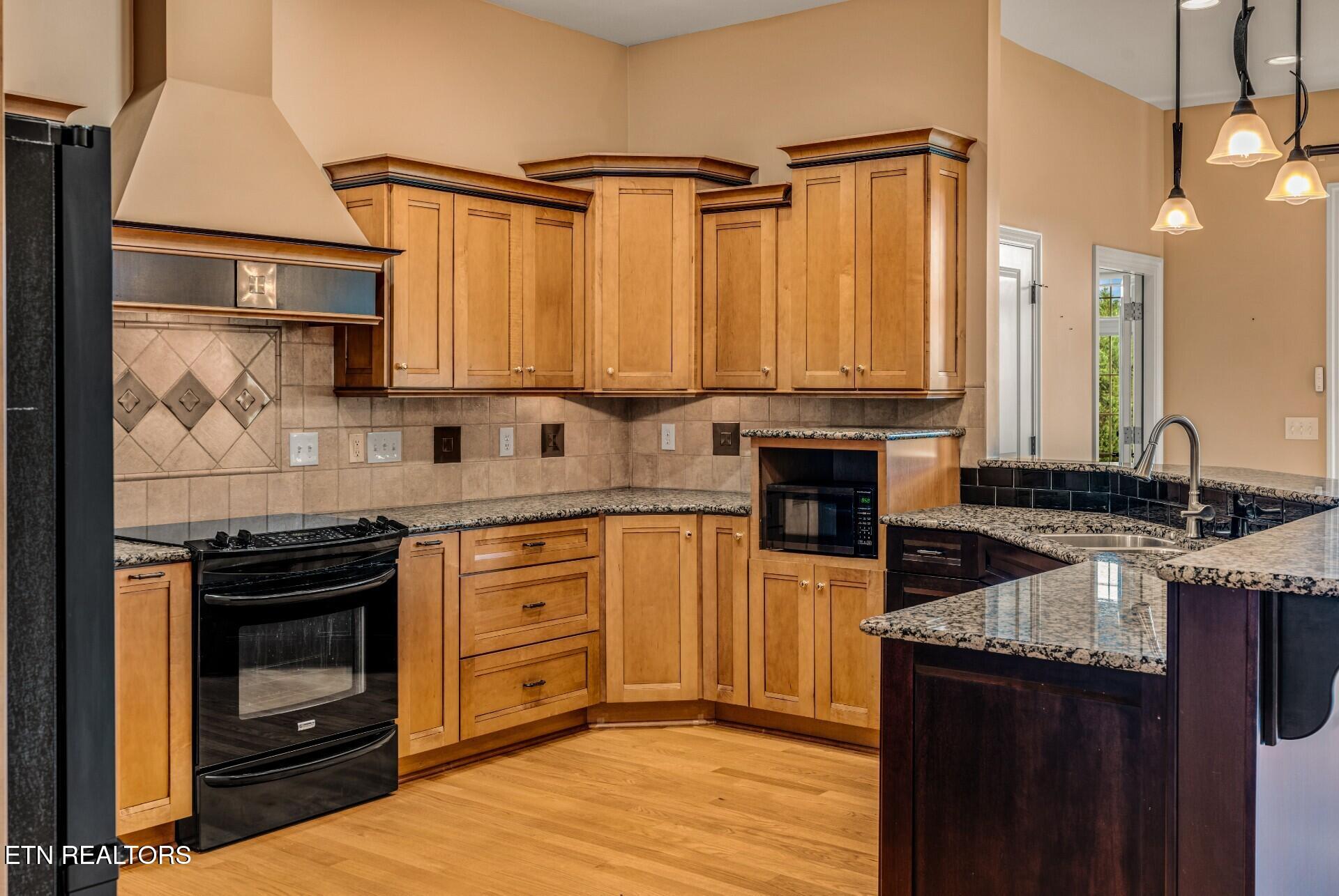 123 Eladi Trail Vonore TN 37885