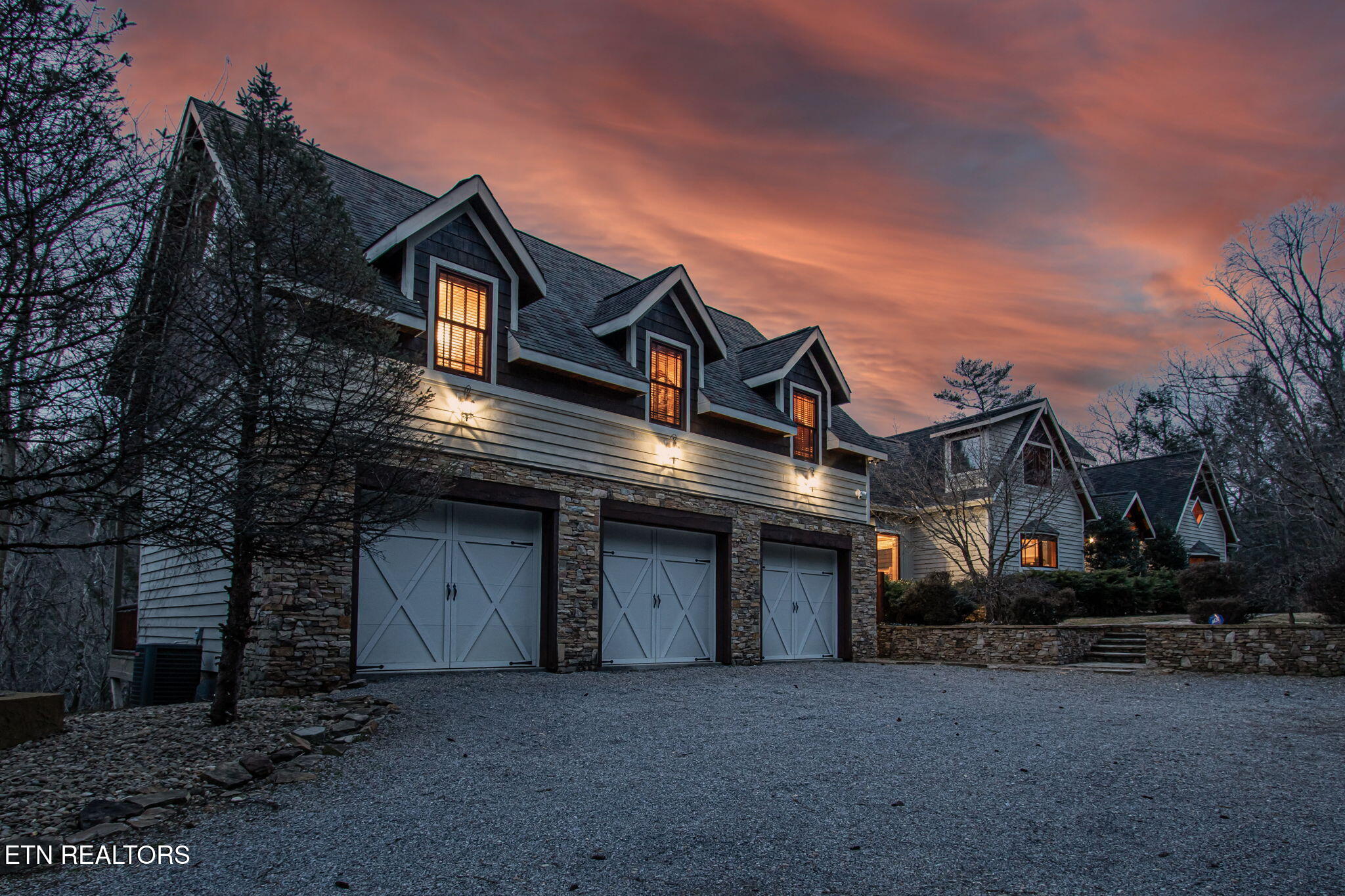 3385 Birds Creek Road Sevierville TN 37876