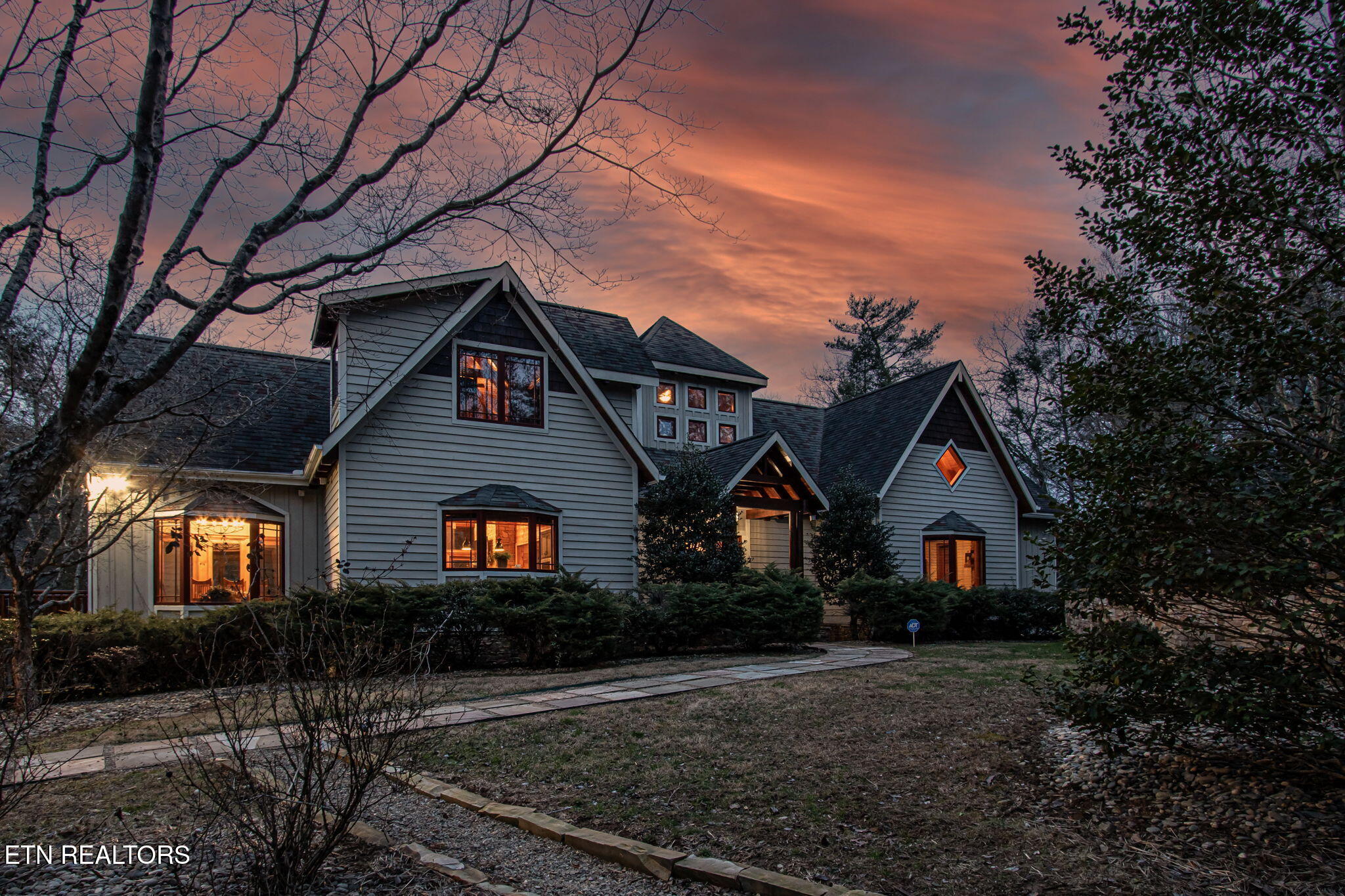 3385 Birds Creek Road Sevierville TN 37876