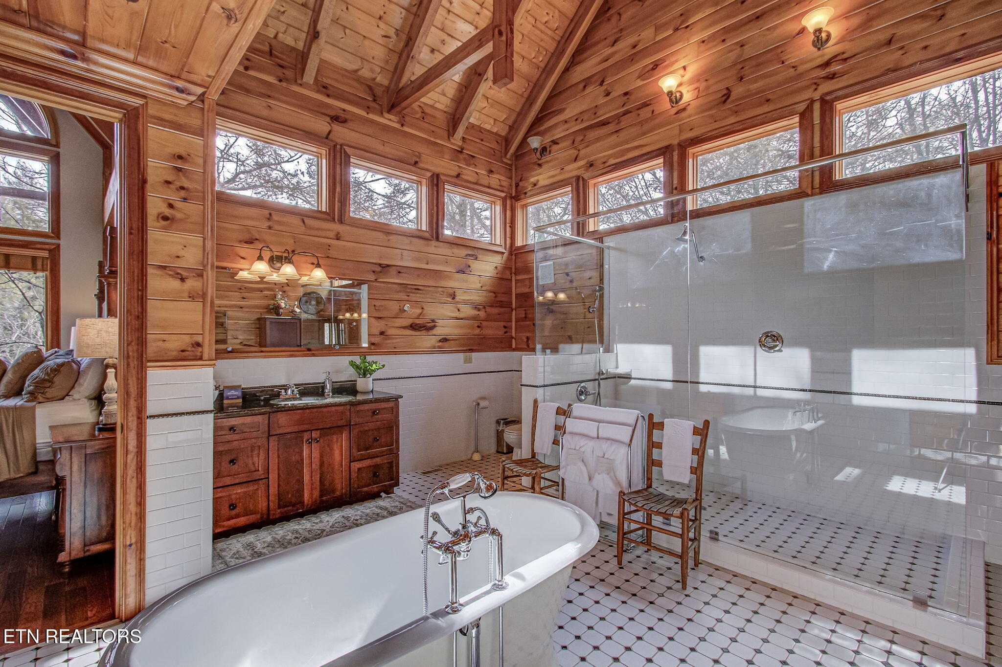 3385 Birds Creek Road Sevierville TN 37876