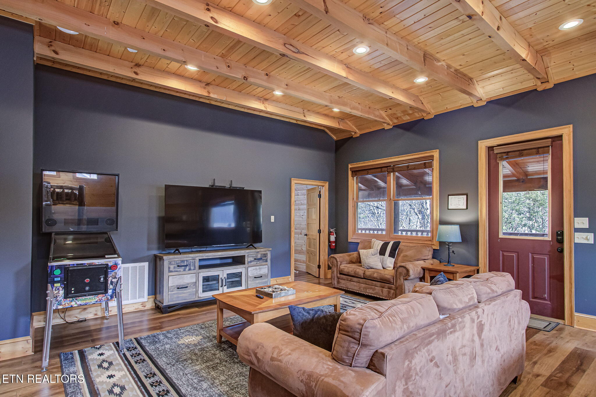 3385 Birds Creek Road Sevierville TN 37876