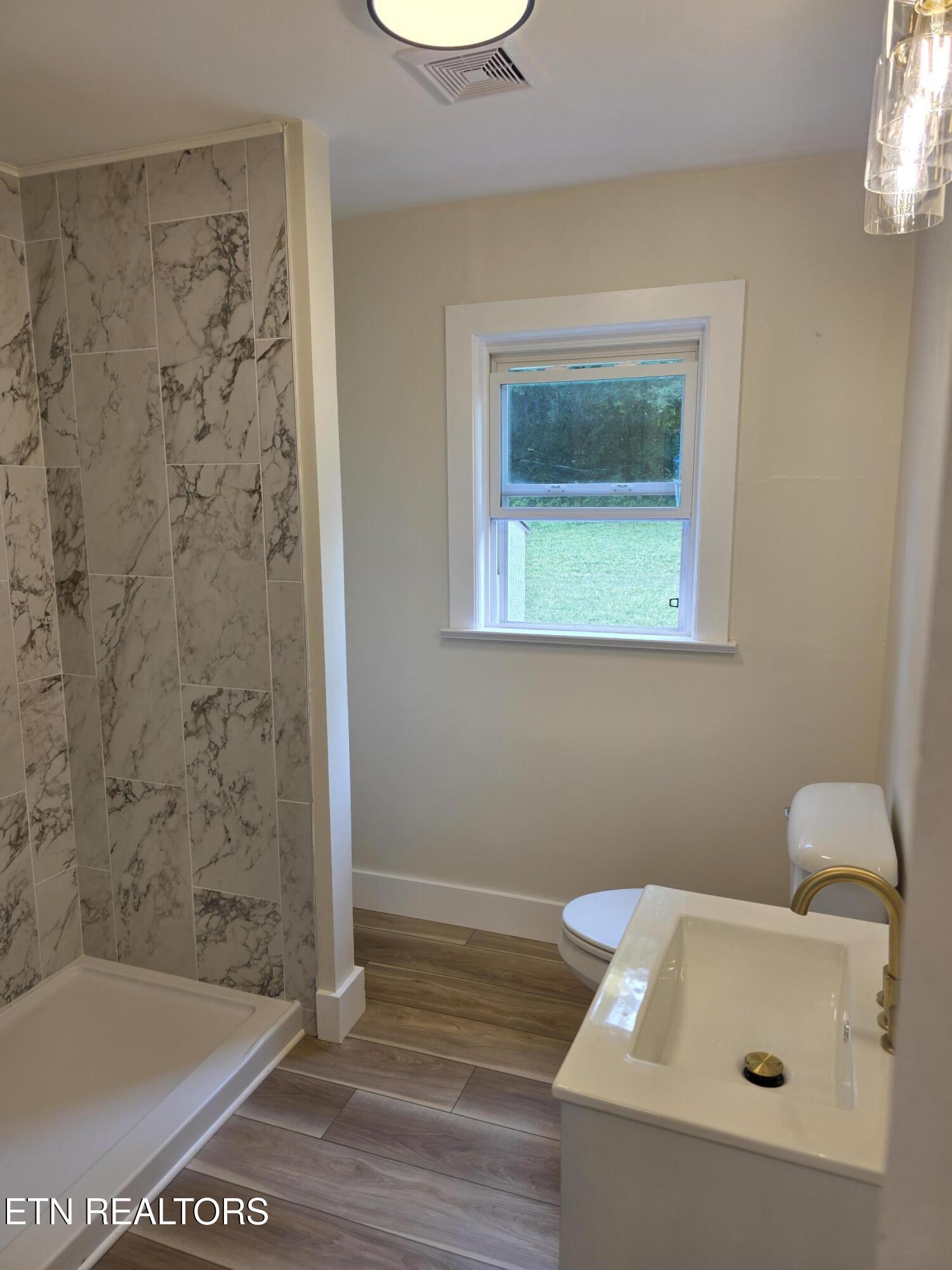 2204 Bradshaw Garden Road Knoxville TN 37912