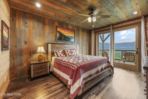 912 Piney Butt Way Gatlinburg TN 37738