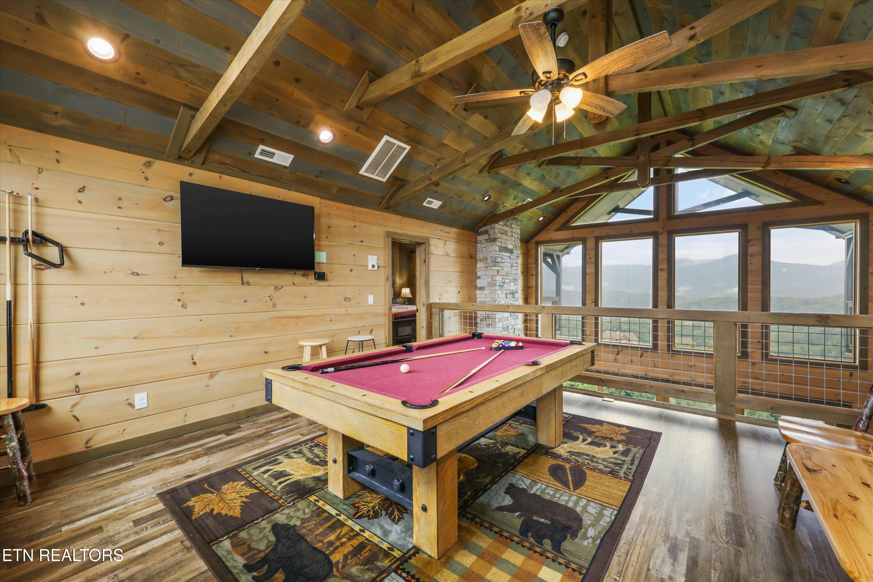 912 Piney Butt Way Gatlinburg TN 37738