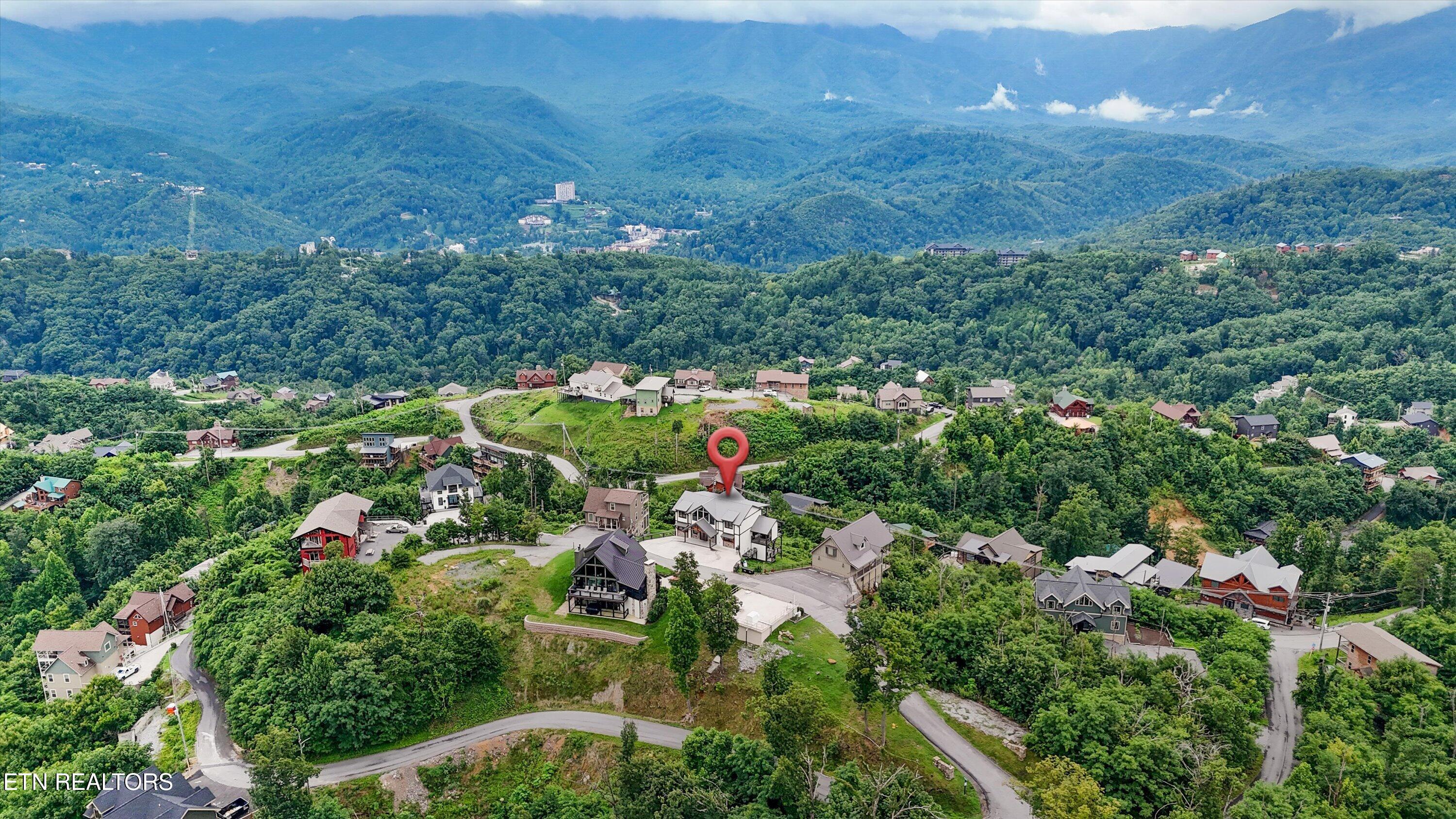 912 Piney Butt Way Gatlinburg TN 37738