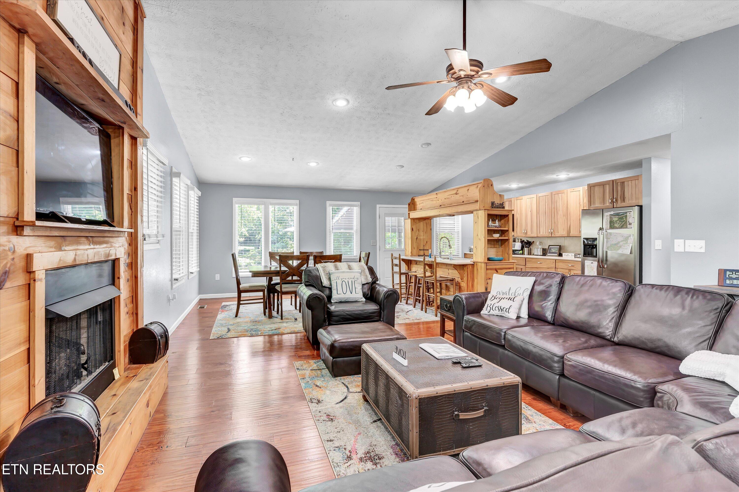 2259 Hartford Road Cosby TN 37722