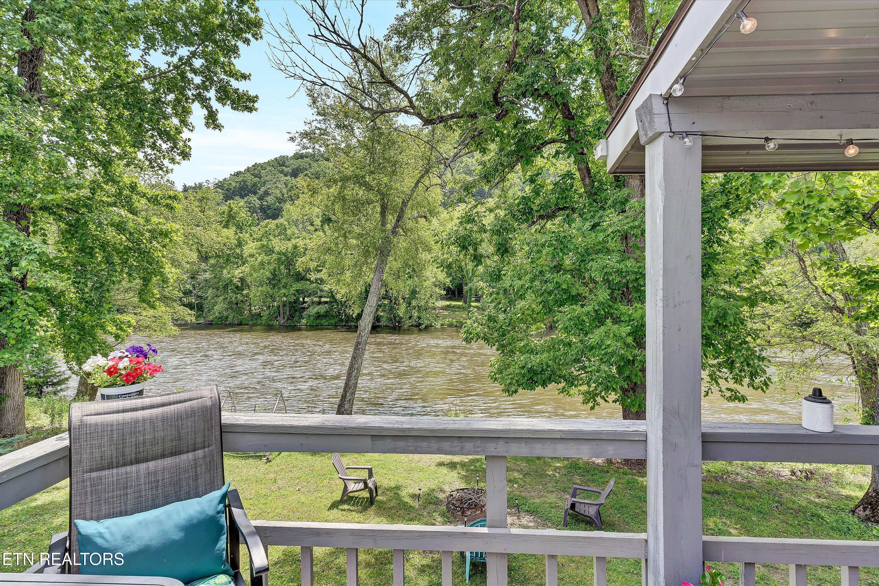 2259 Hartford Road Cosby TN 37722