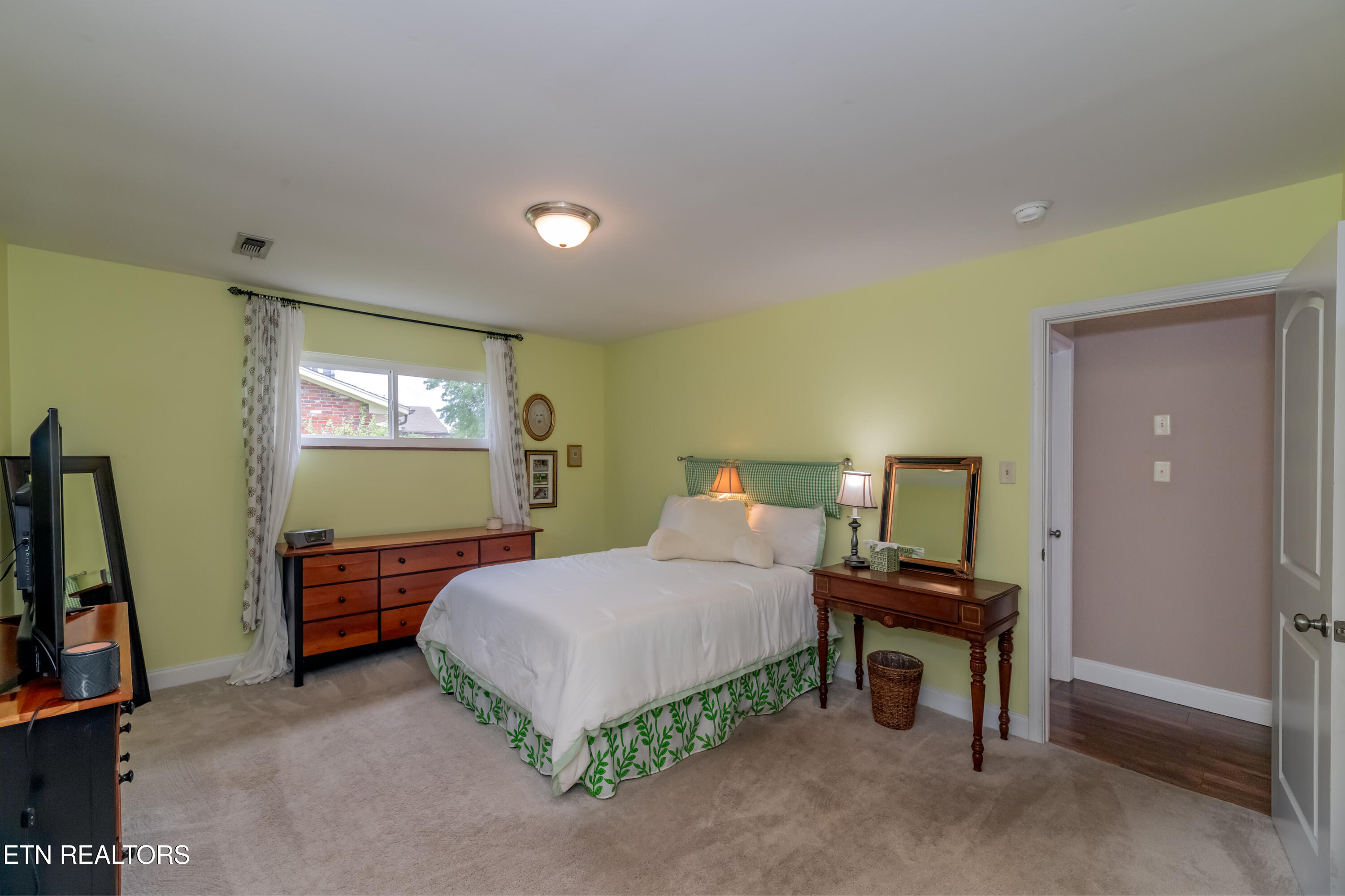 7909 Livingston Drive Knoxville TN 37919