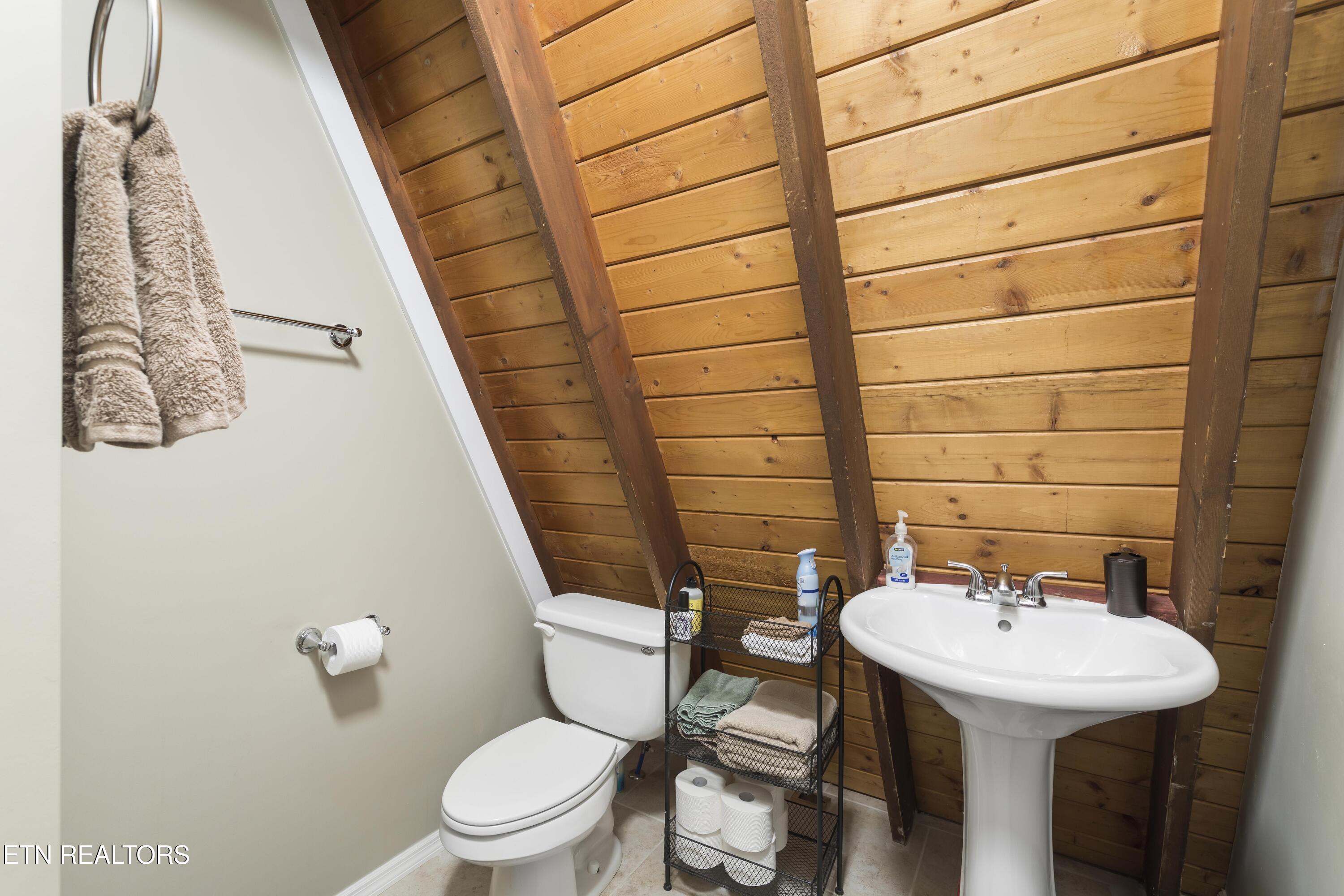 536 Ownby Circle Gatlinburg TN 37738