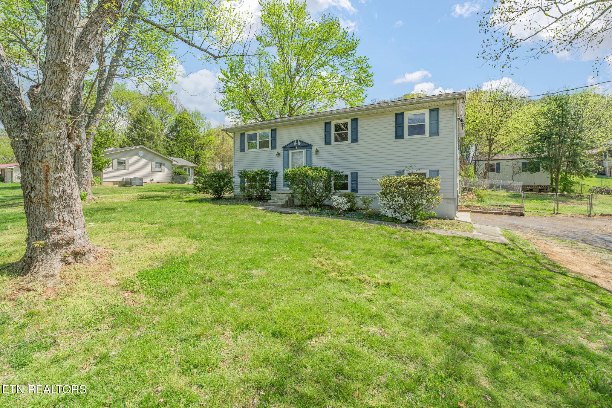 10824 Ashford Drive Knoxville TN 37934