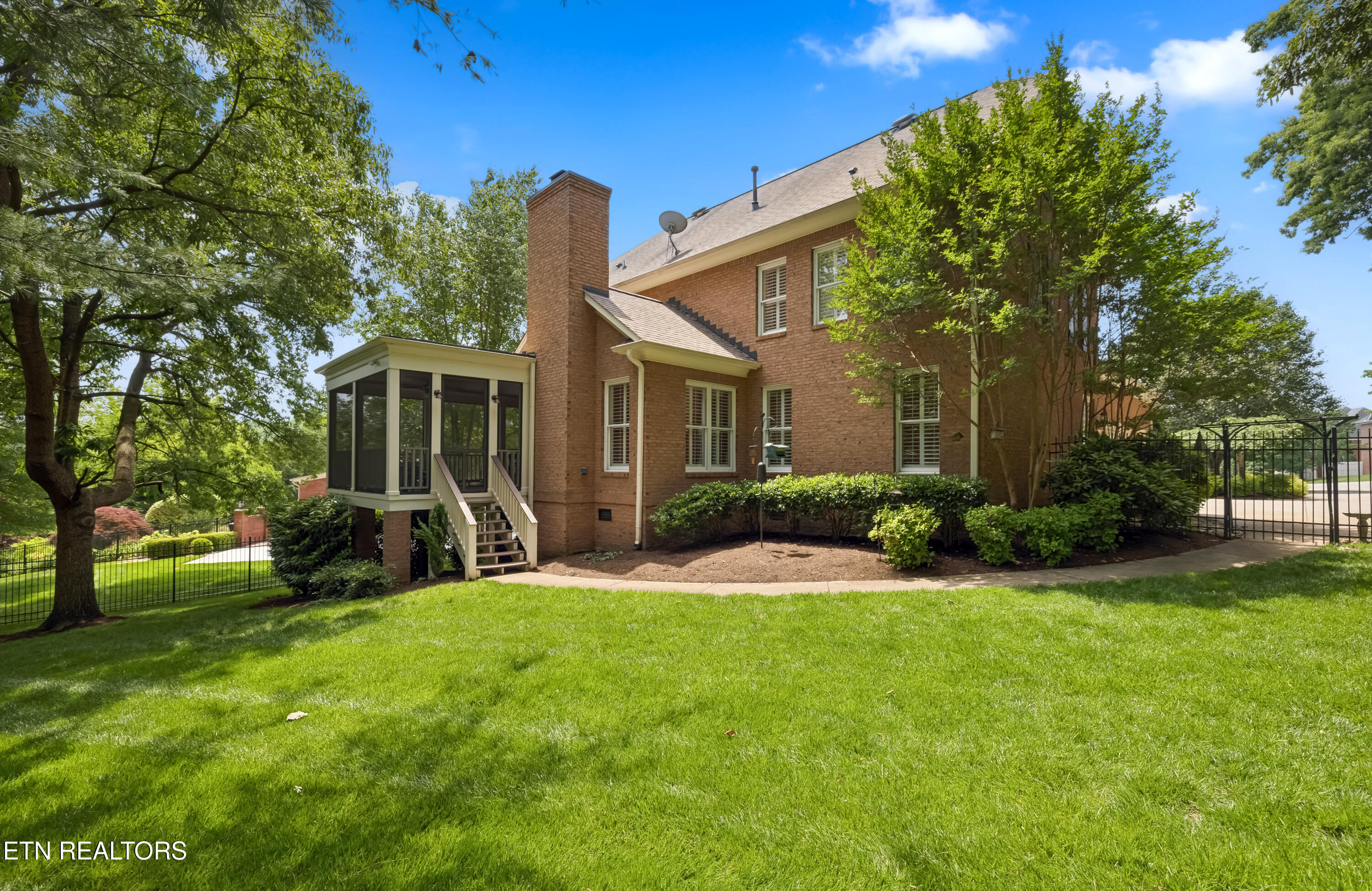 1736 Saint Petersburg Road Knoxville TN 37922