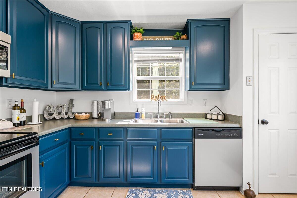 804 Pine Hollow Road Jacksboro TN 37757