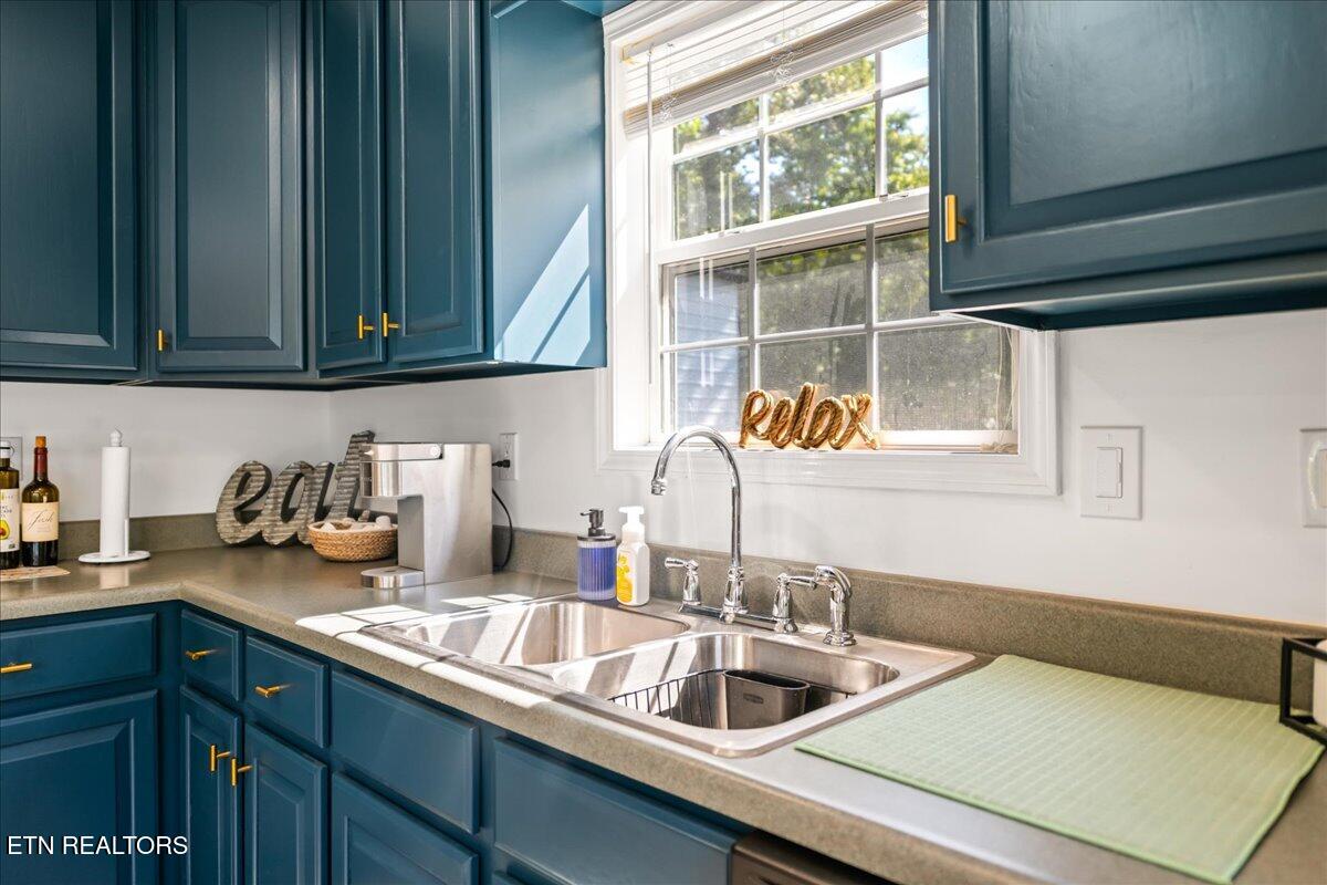 804 Pine Hollow Road Jacksboro TN 37757