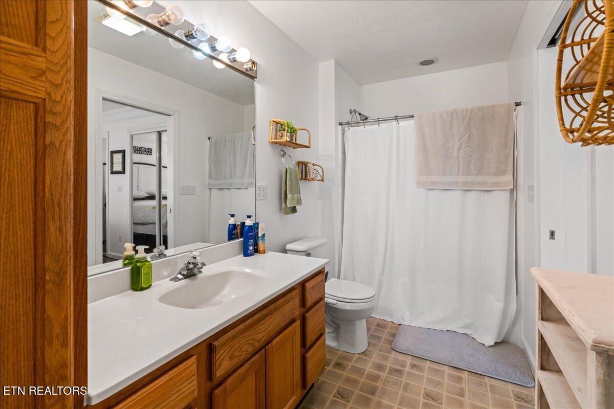 804 Pine Hollow Road Jacksboro TN 37757