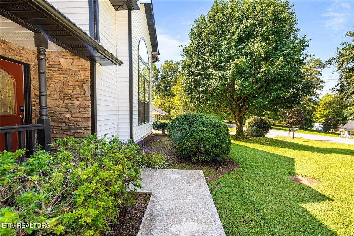 804 Pine Hollow Road Jacksboro TN 37757