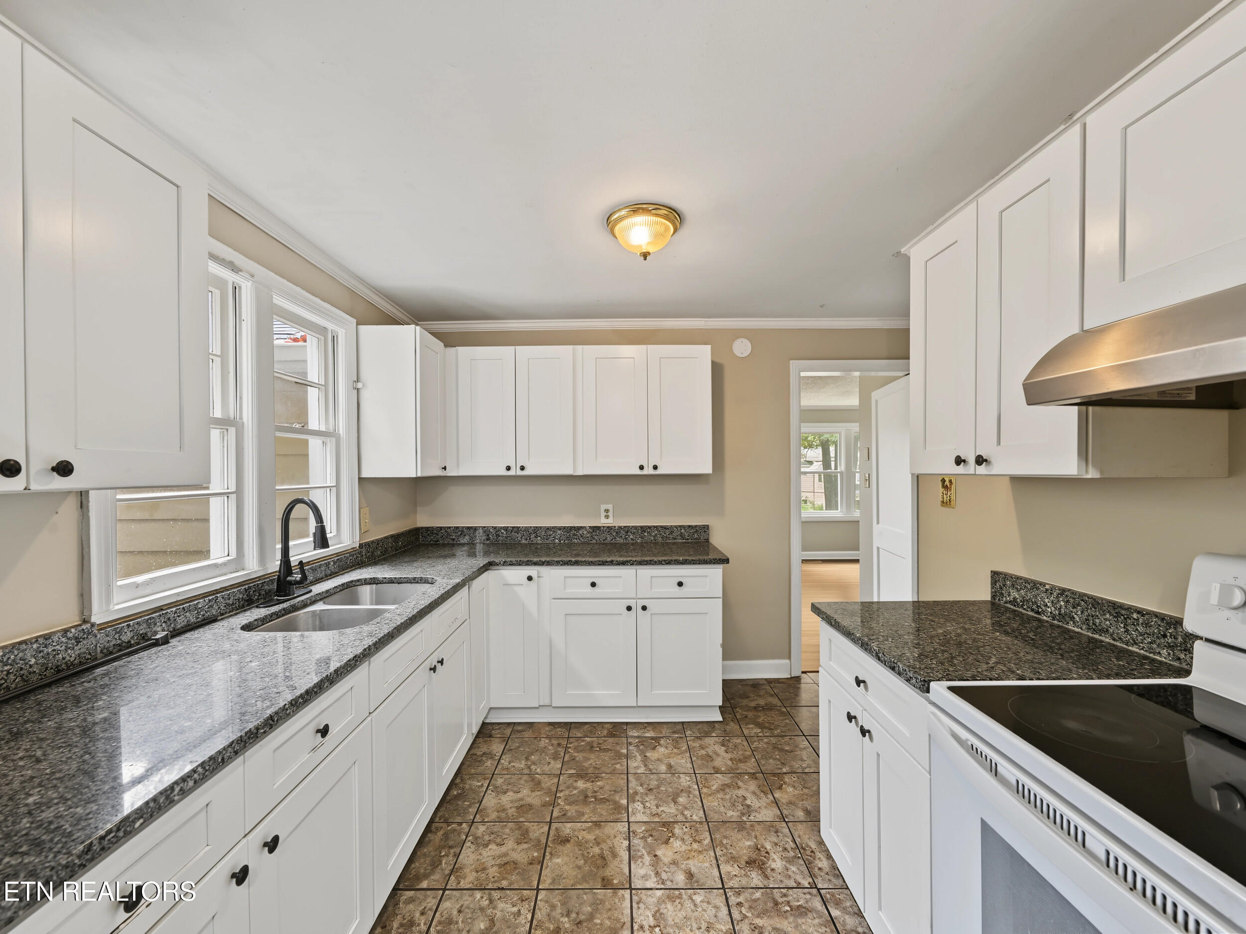 2149 Dandridge Avenue Knoxville TN 37915