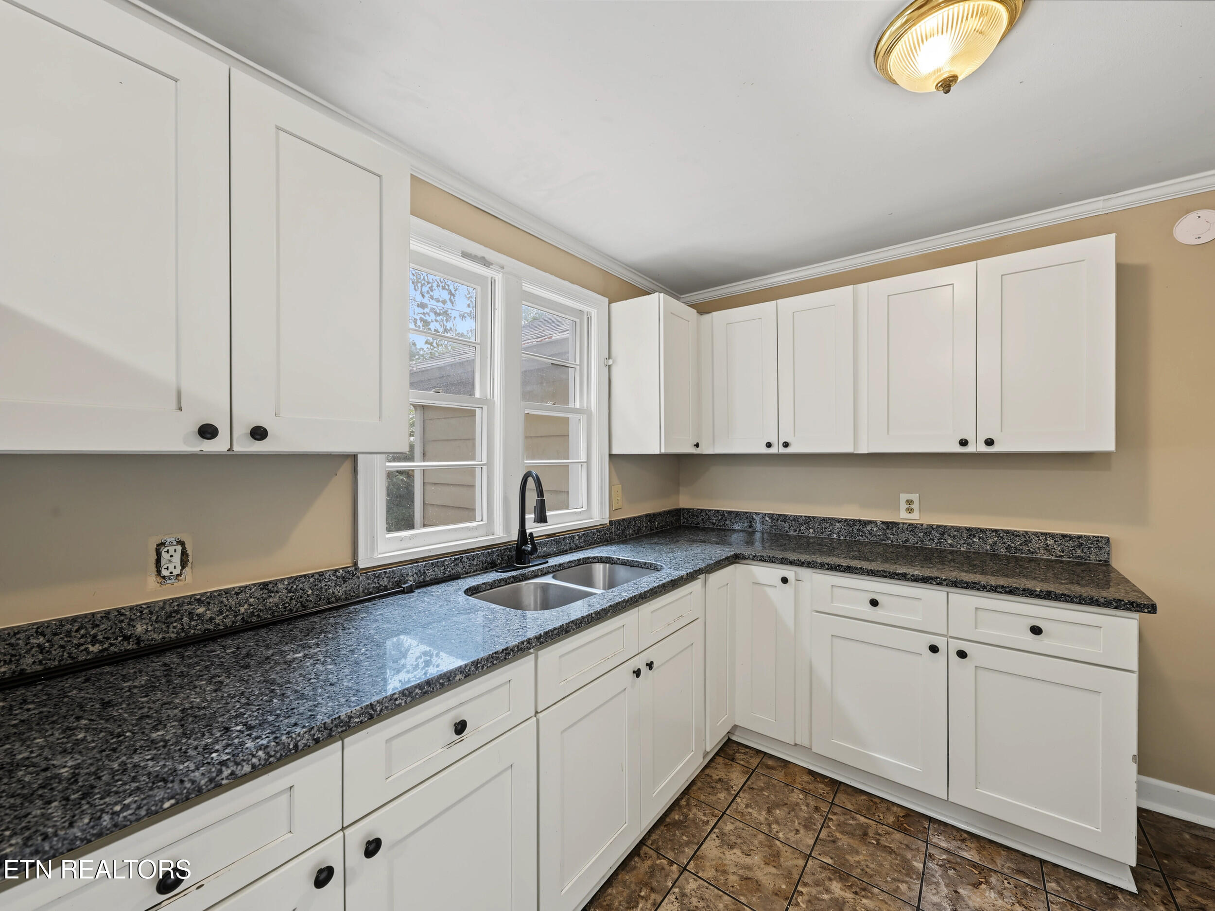 2149 Dandridge Avenue Knoxville TN 37915