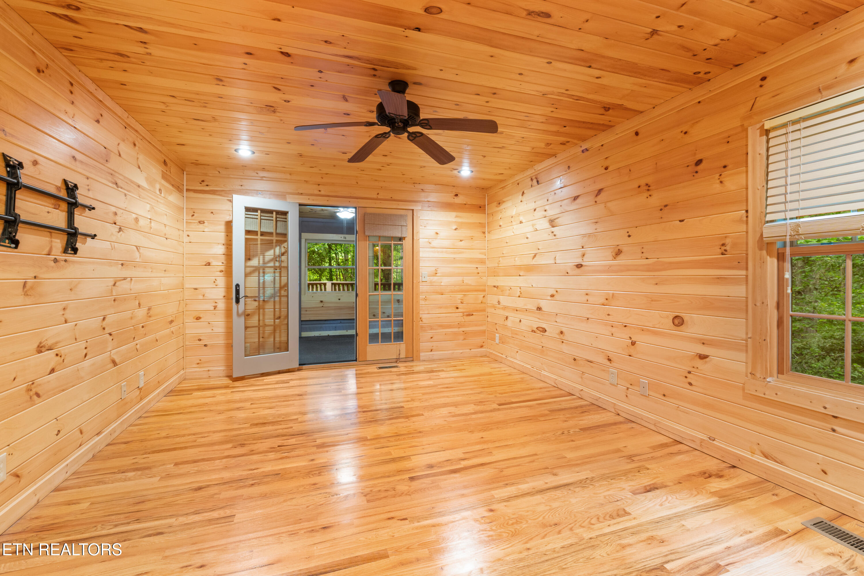724 Tanasi Trail Townsend TN 37882