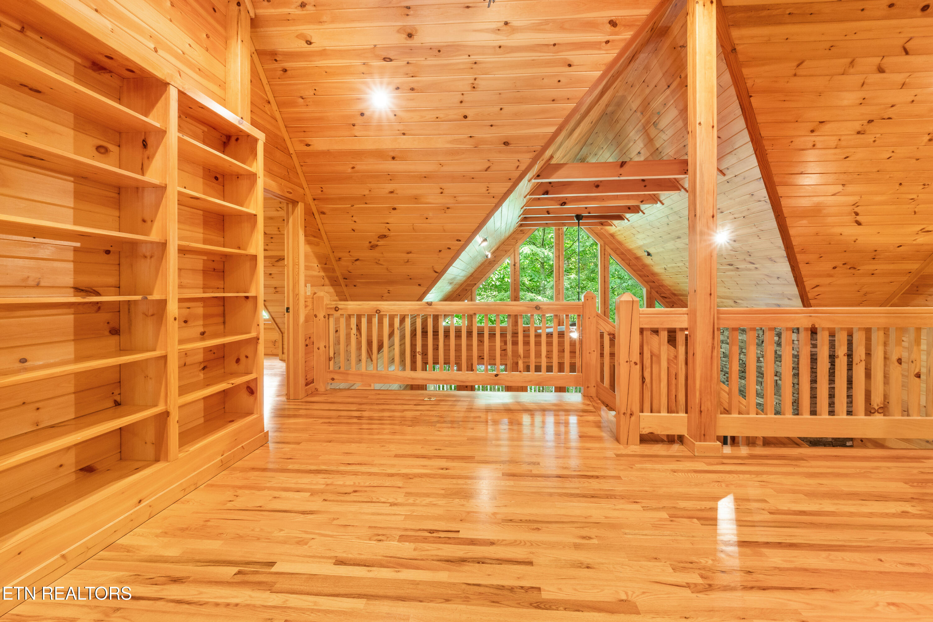 724 Tanasi Trail Townsend TN 37882