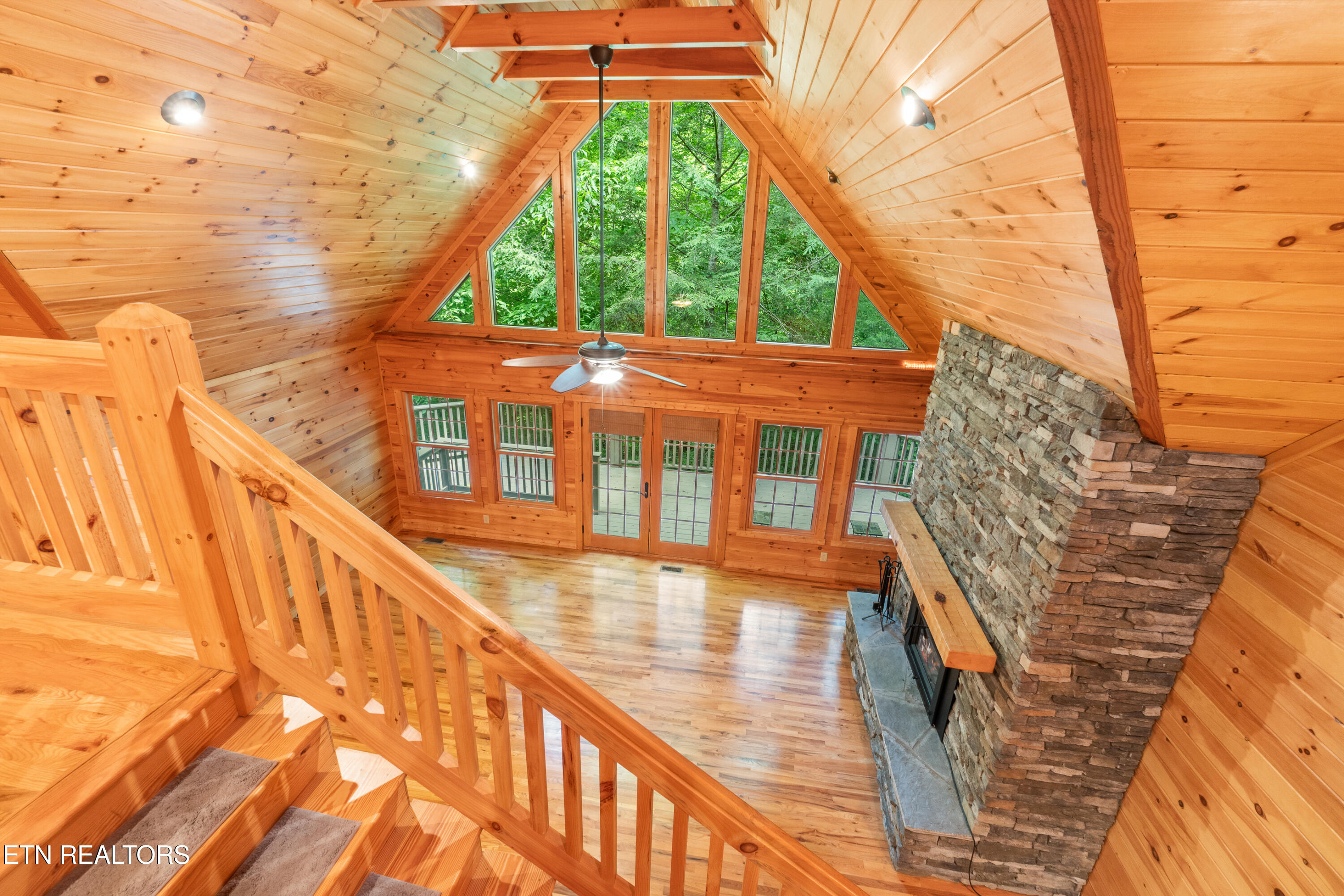 724 Tanasi Trail Townsend TN 37882